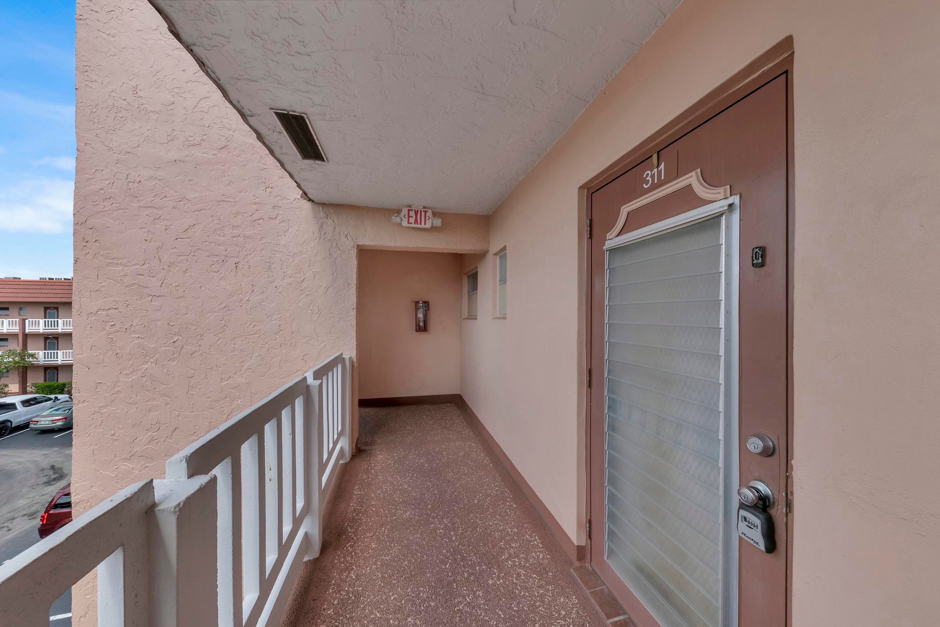 9401 Sunrise Lakes Boulevard 311, Sunrise, FL 33322 — photo 27 of 44