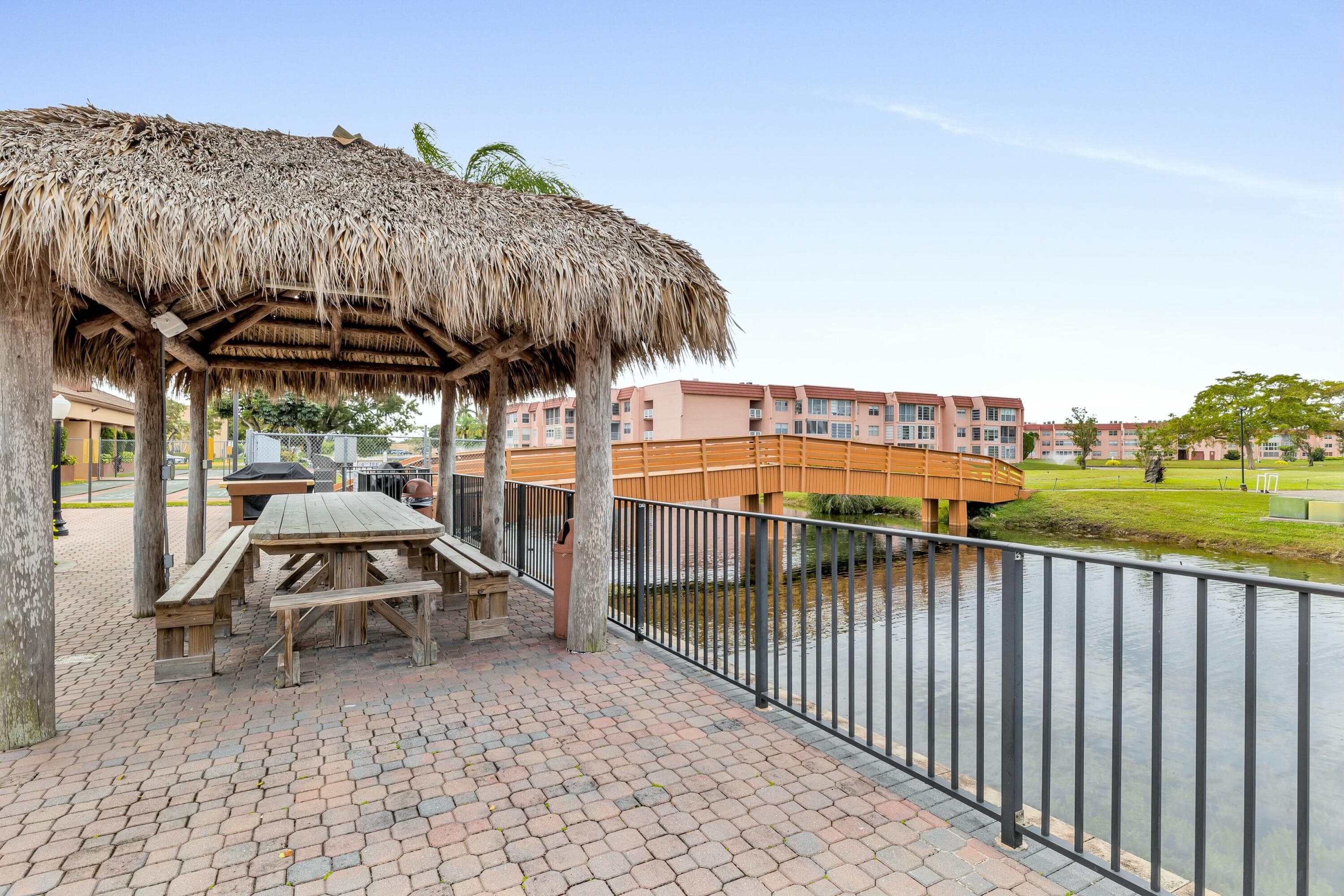 9401 Sunrise Lakes Boulevard 311, Sunrise, FL 33322 — photo 37 of 44