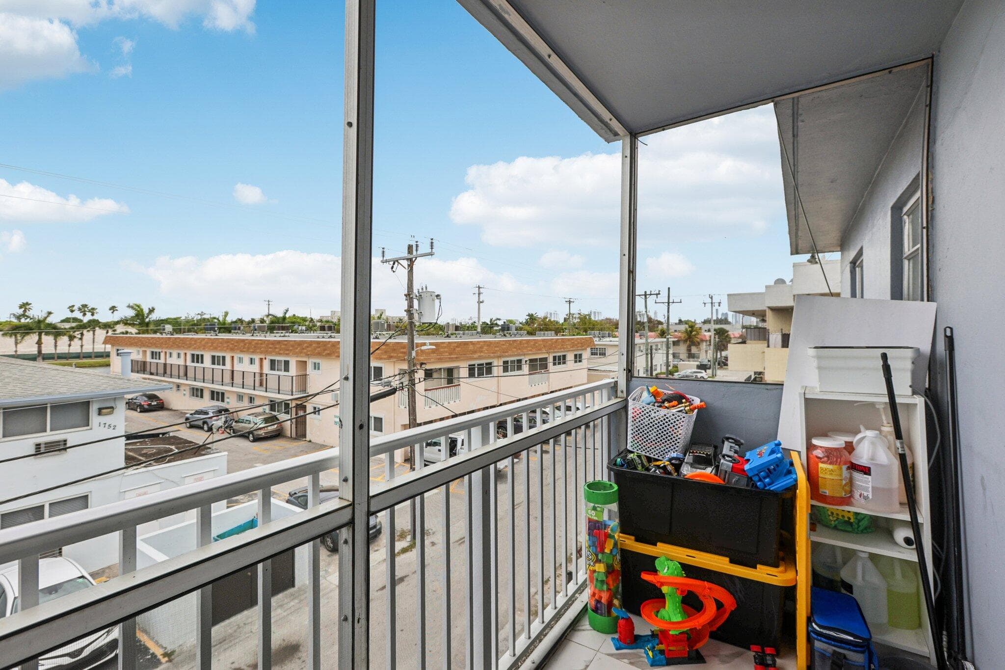 1735 NE 164th Street F-304, North Miami Beach, FL 33162 — photo 18 of 24