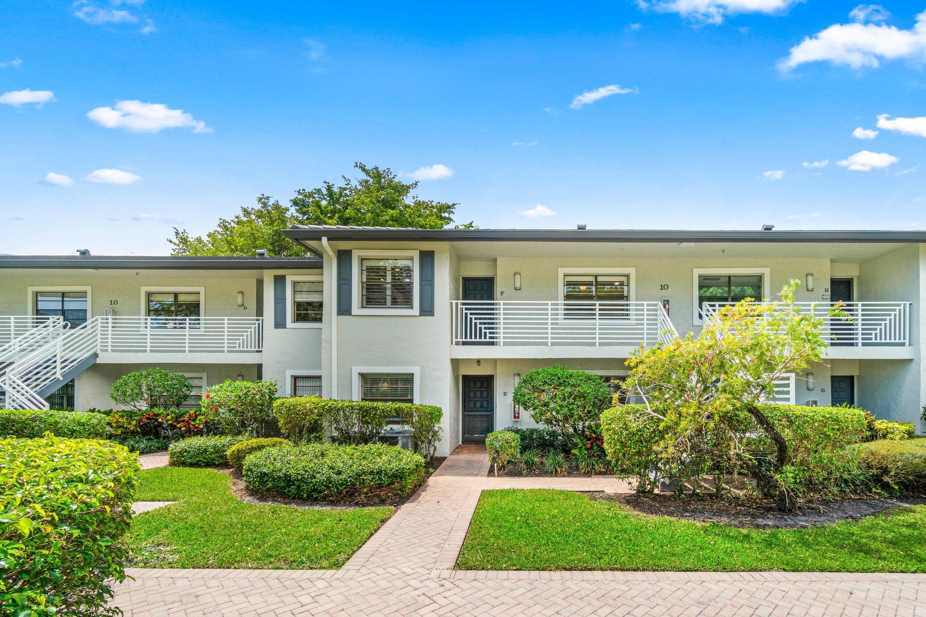 10 Southport Lane F, Boynton Beach, FL 33436 — photo 2 of 59