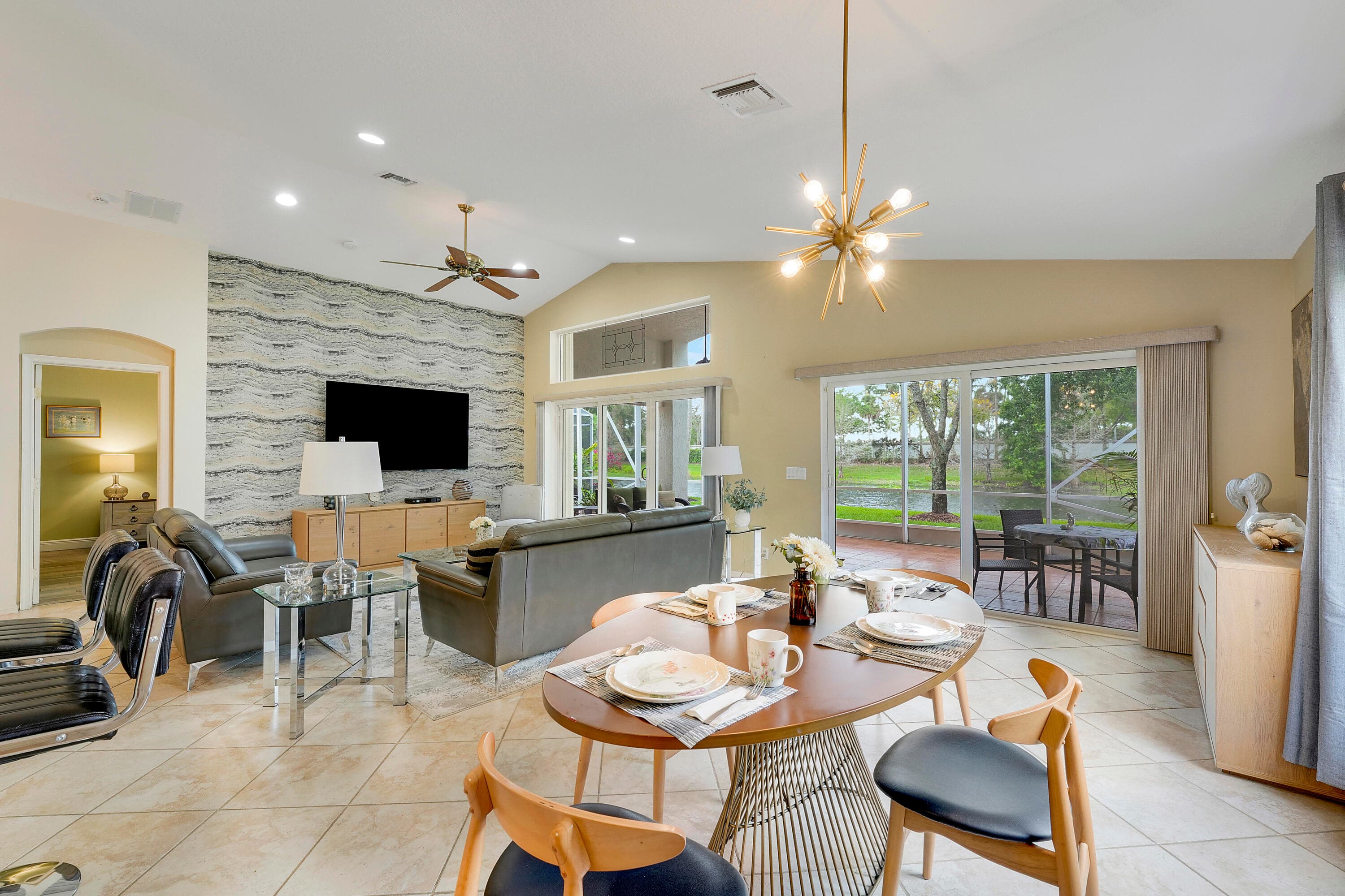 6818 Rienzo Street, Lake Worth, FL 33467 — photo 13 of 66