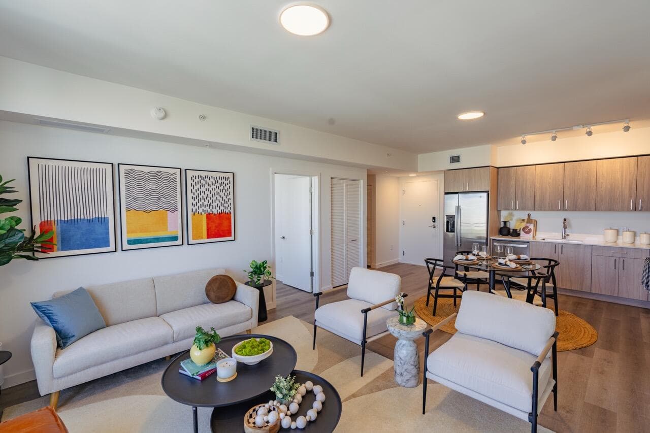 450 SW 5th Street 515, Miami, FL 33130 — photo 14 of 32