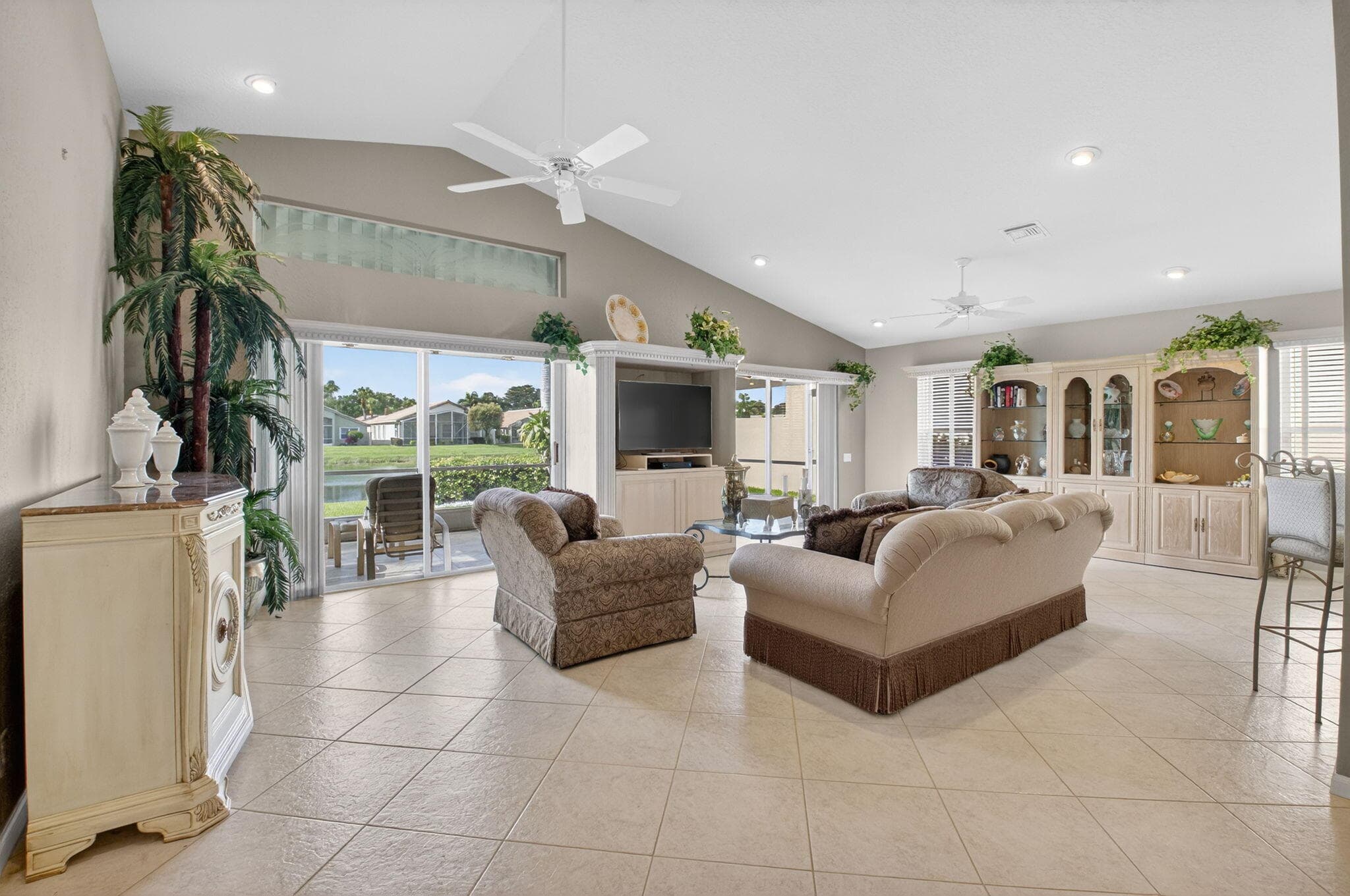 6838 Castlemaine Avenue, Boynton Beach, FL 33437 — photo 4 of 95