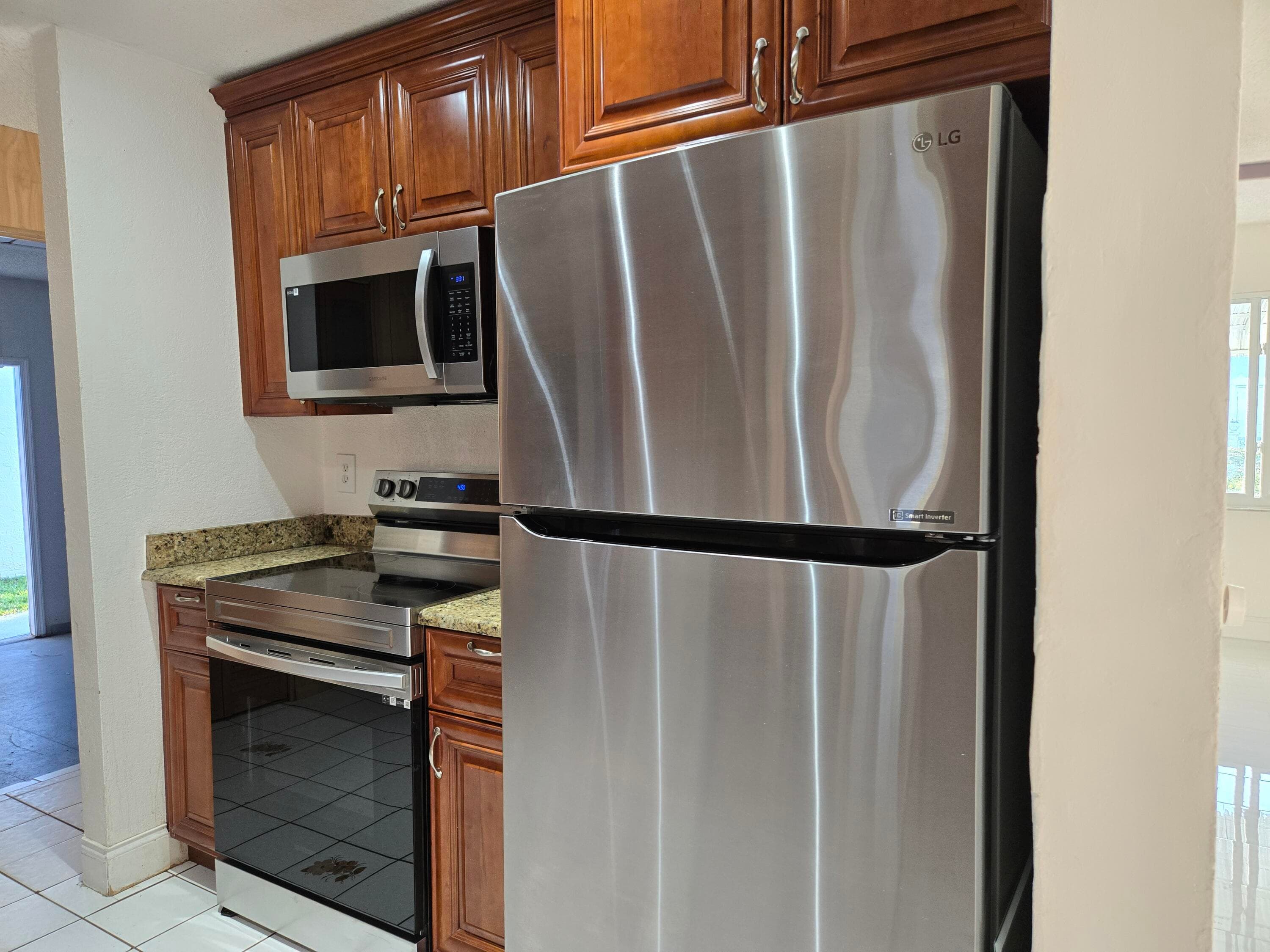 1320 NW 82nd Avenue, Plantation, FL 33322 — photo 4 of 10