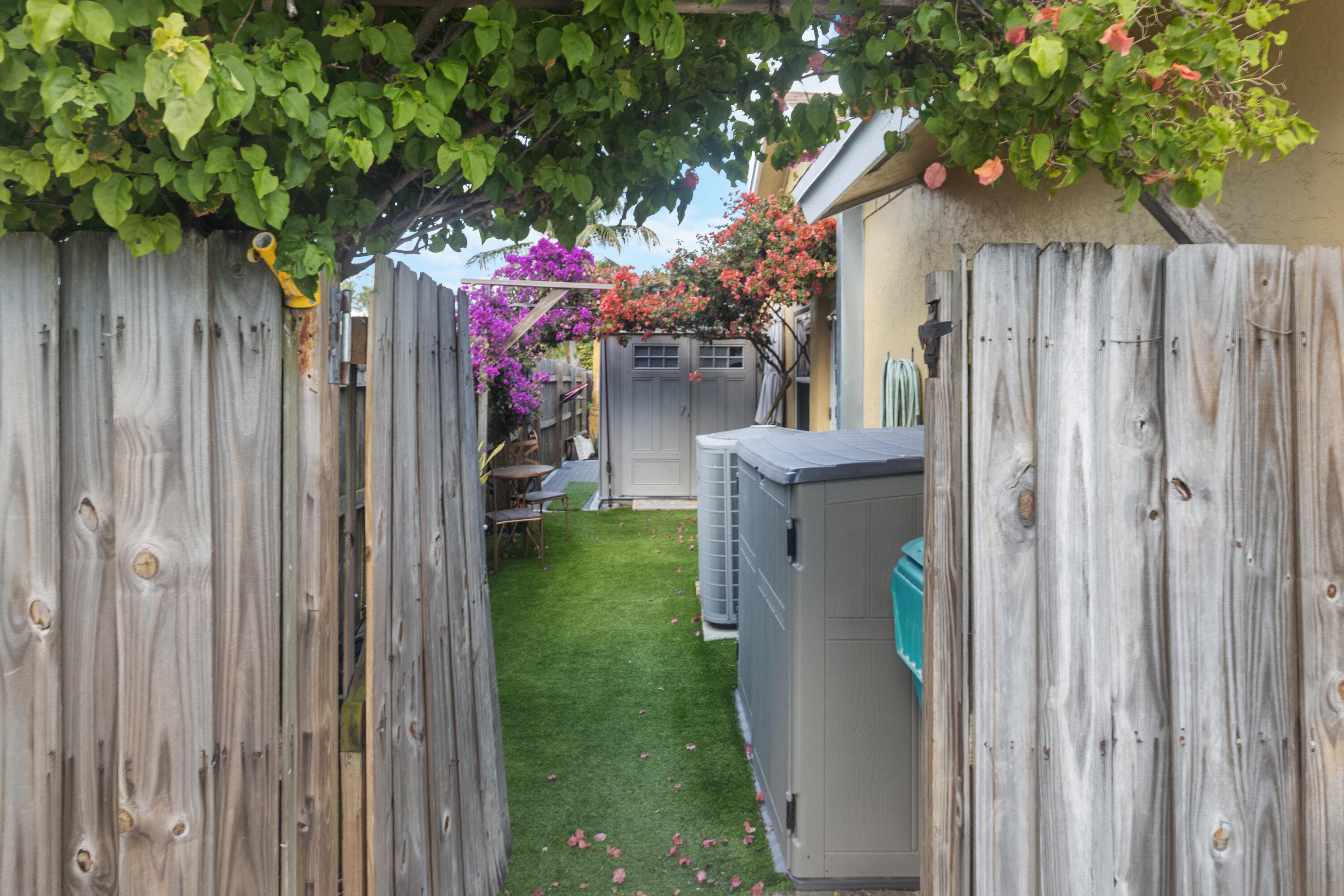 1127 NW 9th Street, Boynton Beach, FL 33426 — photo 5 of 32