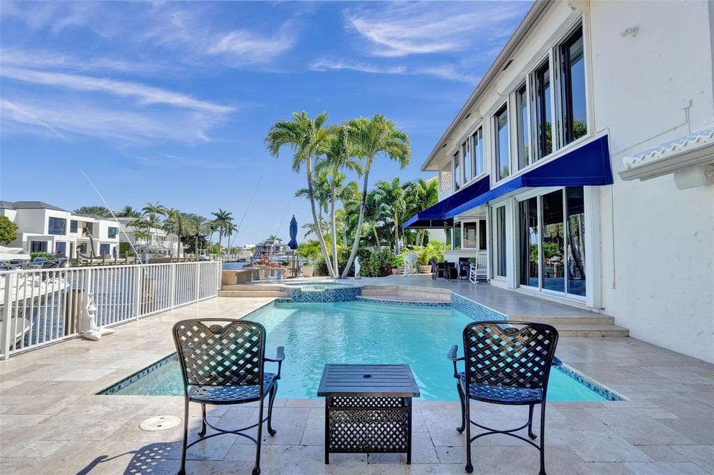 2875 NE 25th Court, Fort Lauderdale, FL 33305 — photo 33 of 39