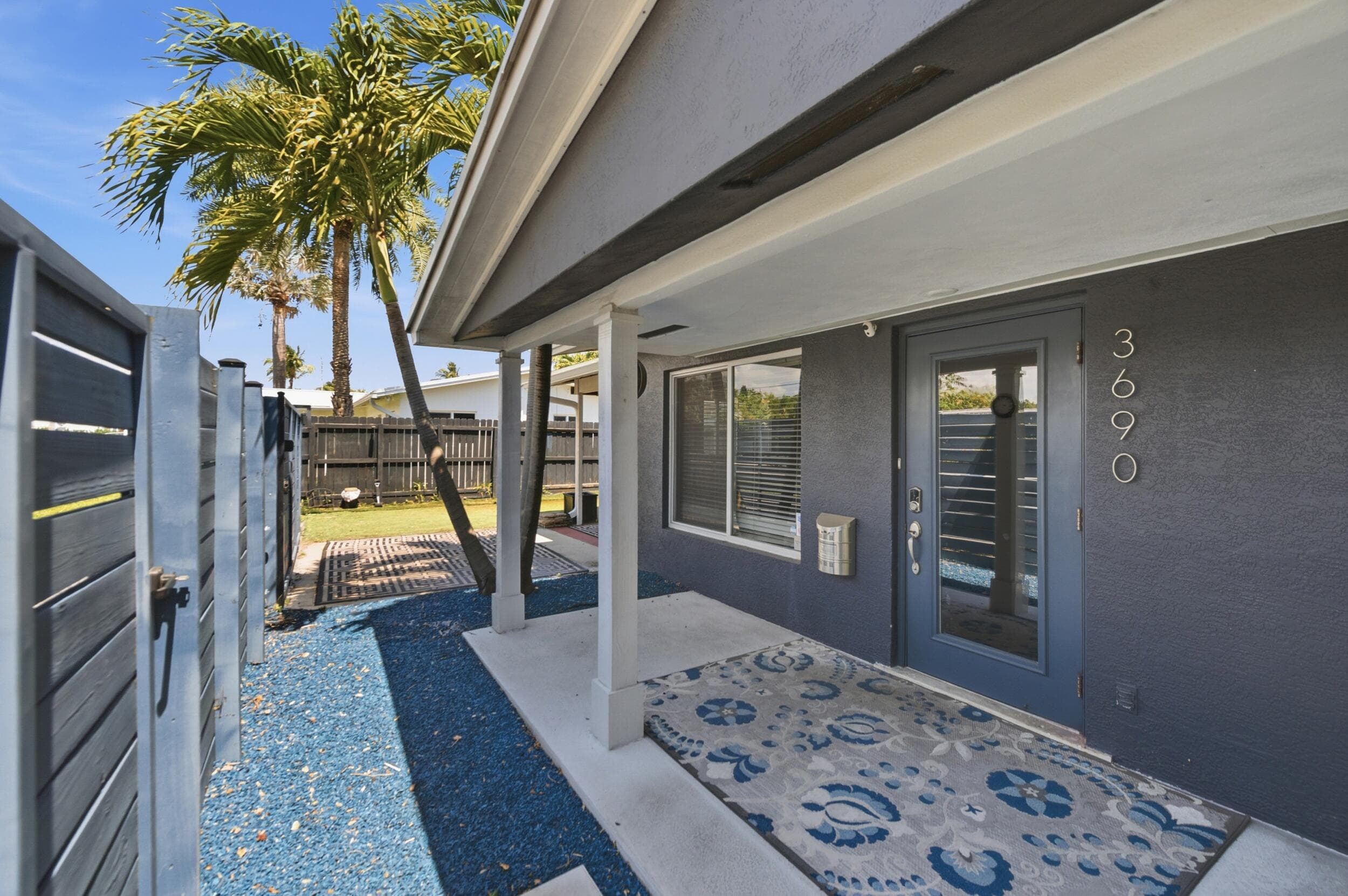 3690 NE 16th Avenue, Oakland Park, FL 33334 — photo 5 of 39