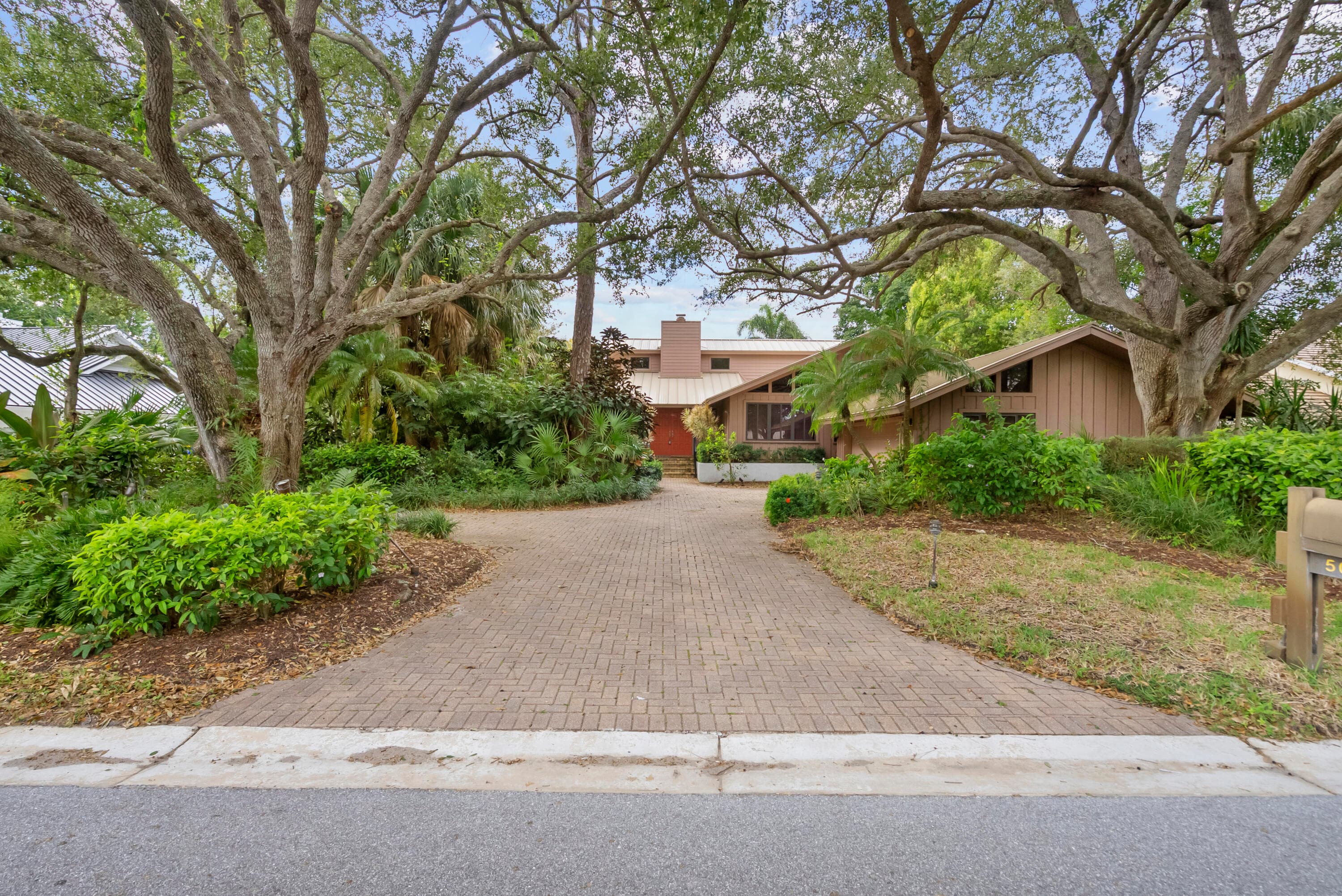 5011 SE Burning Tree Circle, Stuart, FL 34997 — photo 3 of 59