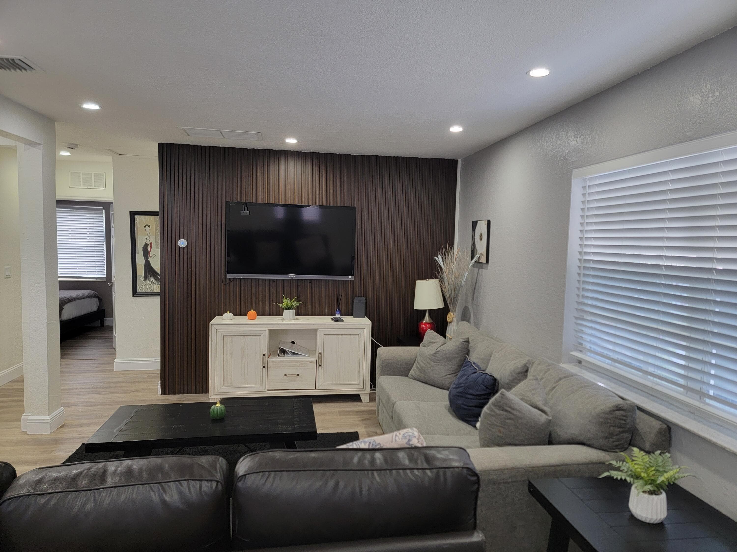 1600 NW 2nd Avenue, Fort Lauderdale, FL 33311 — photo 5 of 48