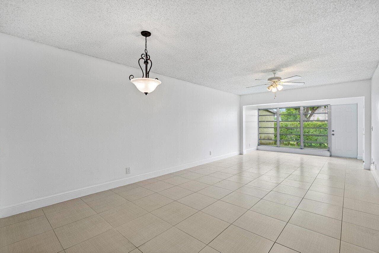 1021 Flame Vine Avenue, Delray Beach, FL 33445 — photo 10 of 24