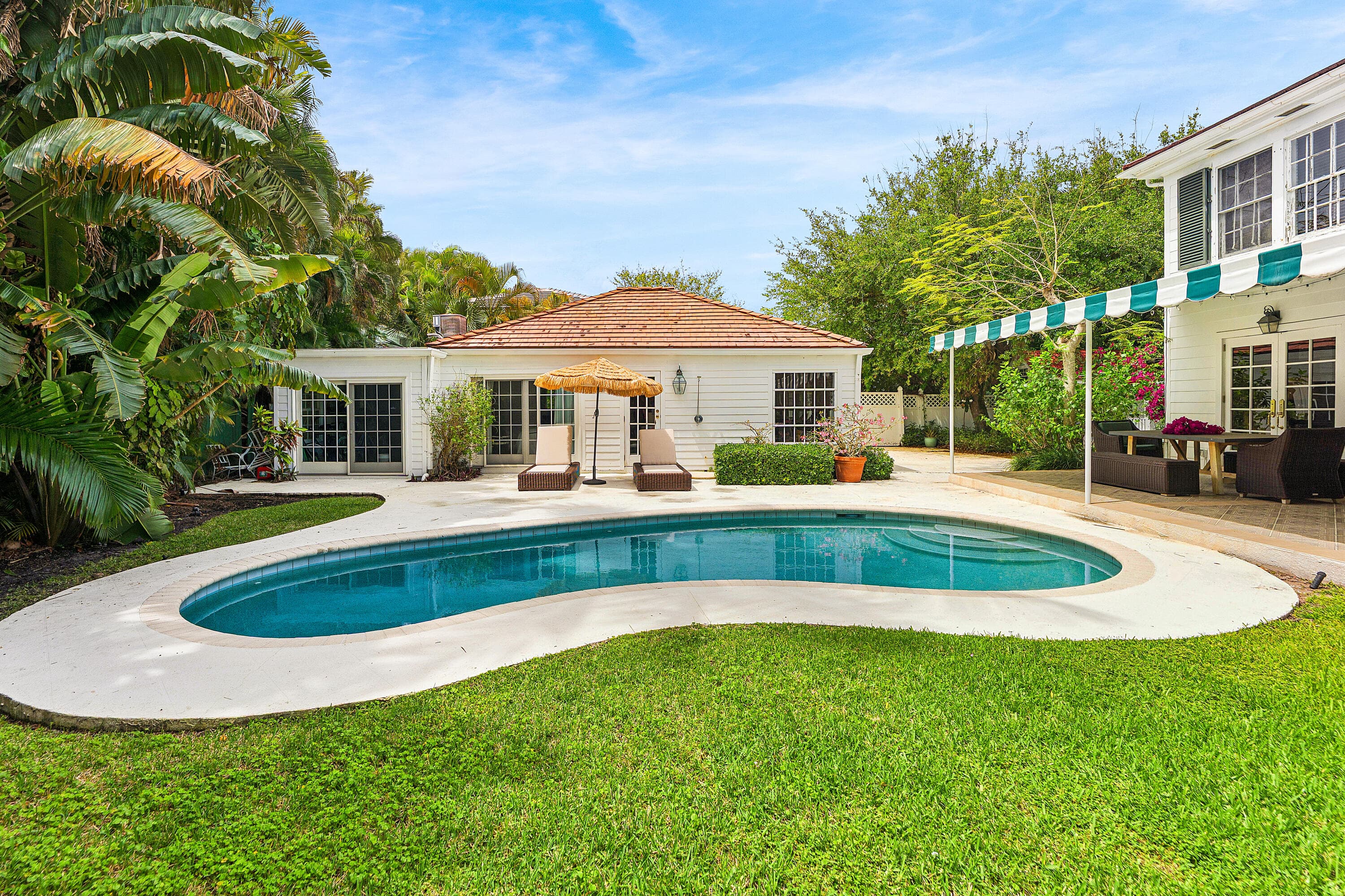 210 Merrain Road, Palm Beach, FL 33480 — photo 4 of 33