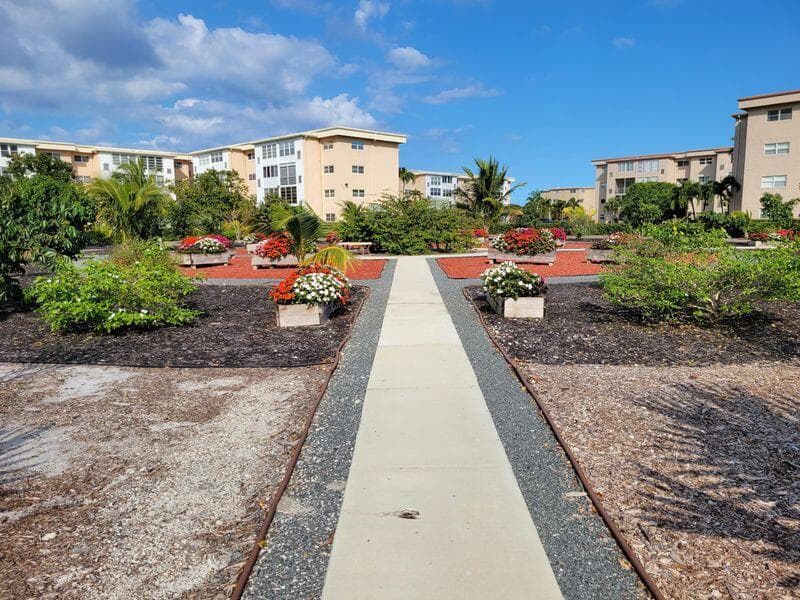 300 NE 26th Avenue NE 1040, Boynton Beach, FL 33435 — photo 25 of 32