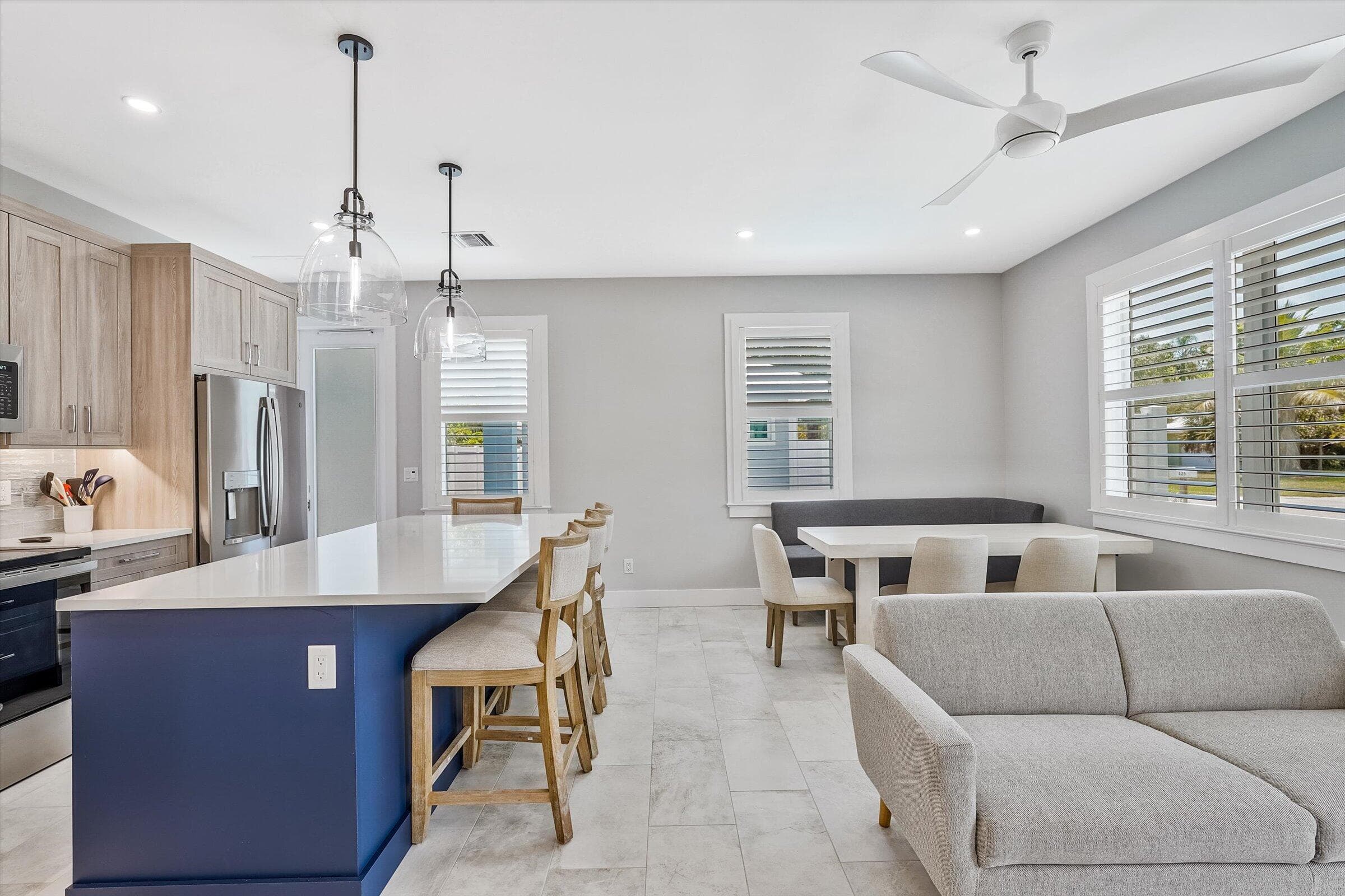 425 Hugh Street, Jupiter, FL 33458 — photo 8 of 41
