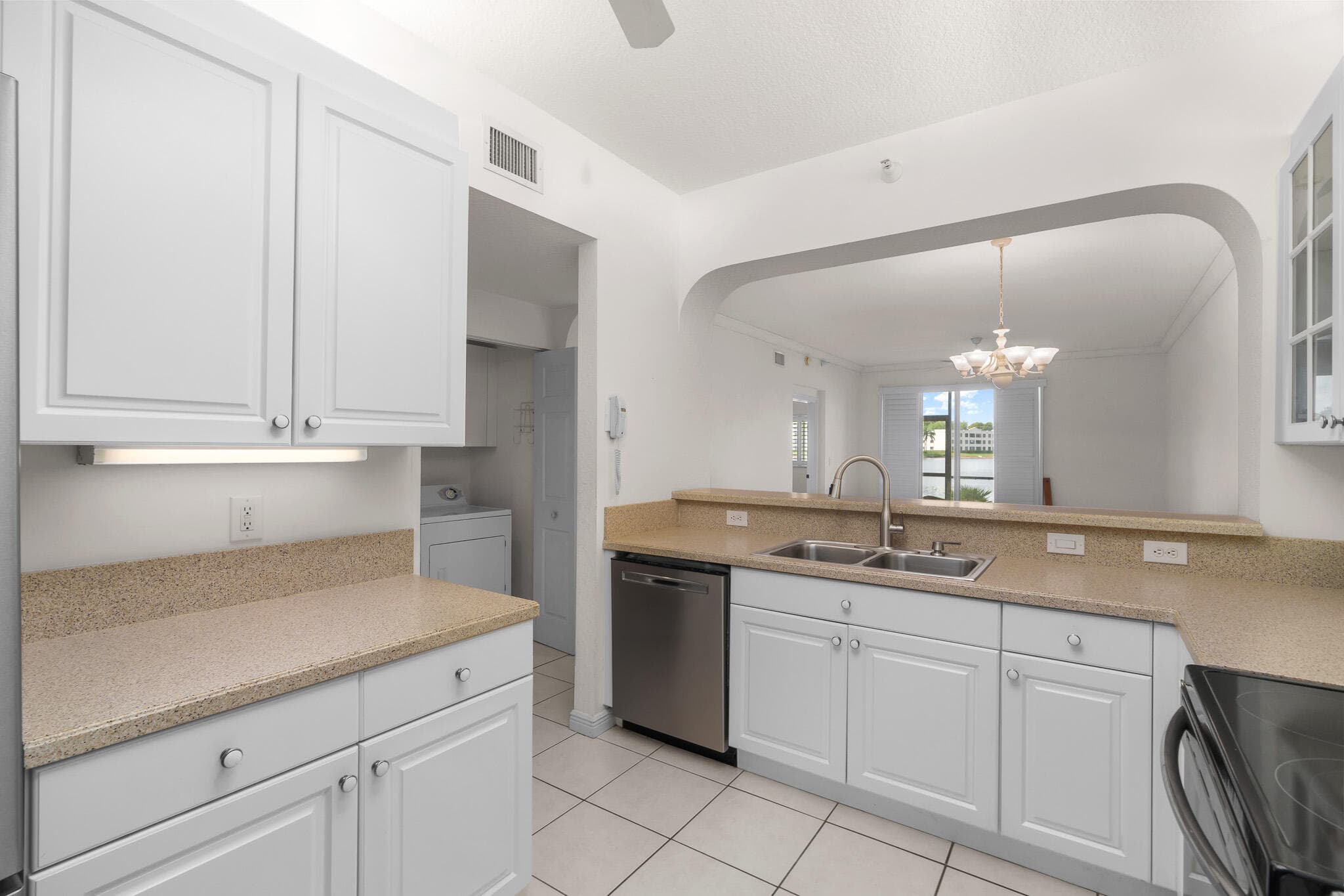 7623 Southampton Terrace 102, Tamarac, FL 33321 — photo 17 of 61