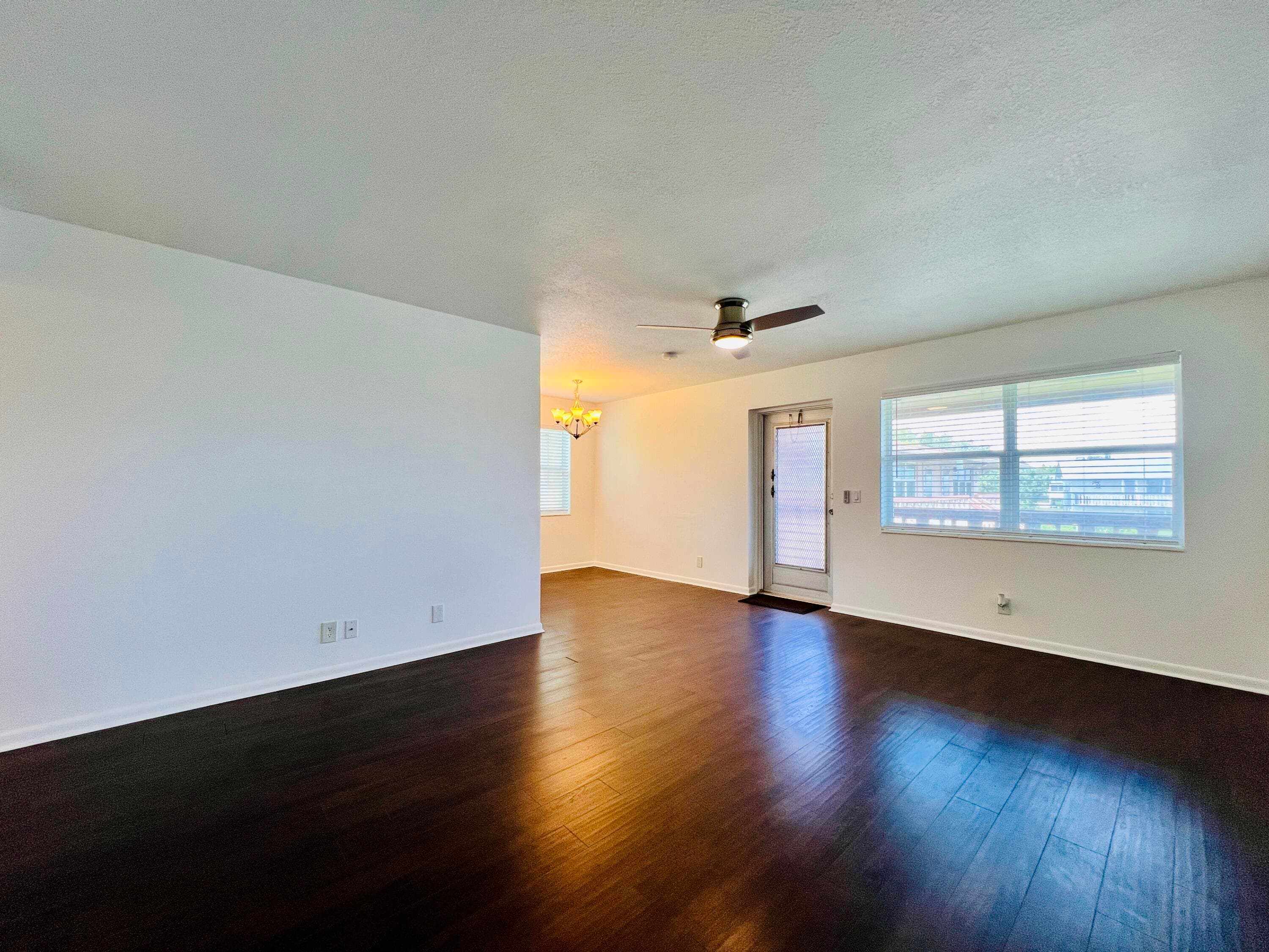 200 Northampton J 200, West Palm Beach, FL 33417 — photo 4 of 21