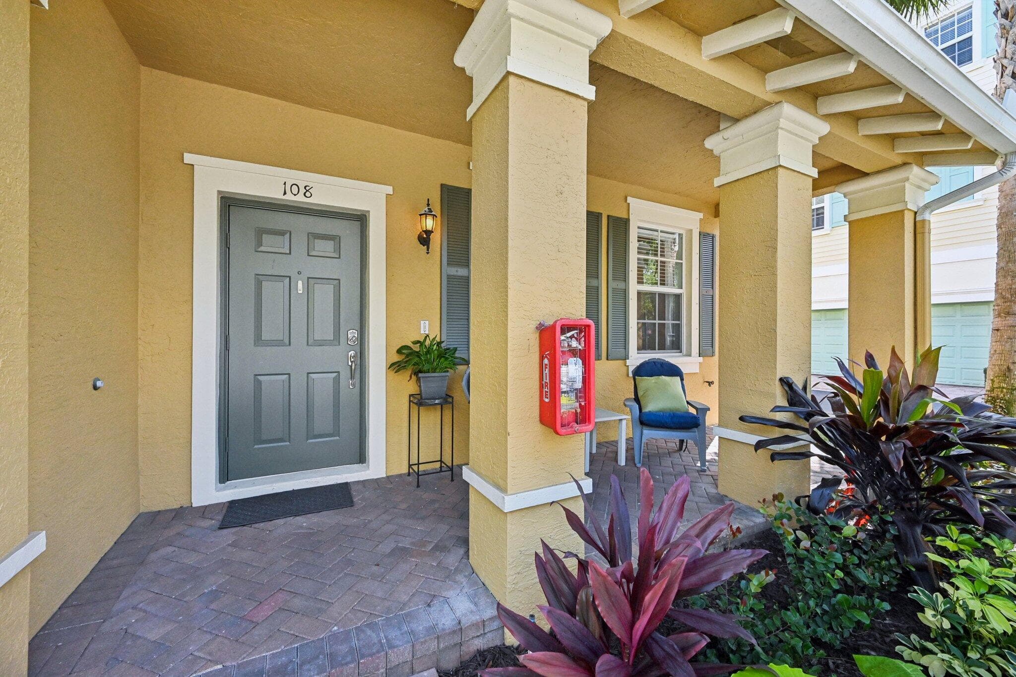 110 E Pigeon Plum Drive 108, Jupiter, FL 33458 — photo 4 of 56