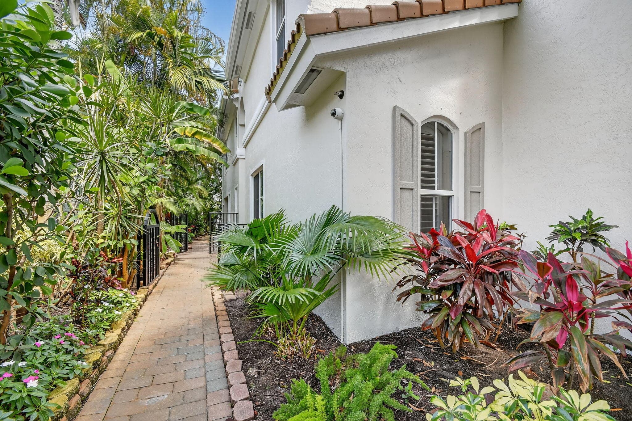 106 Las Brisas Circle, Hypoluxo, FL 33462 — photo 5 of 63