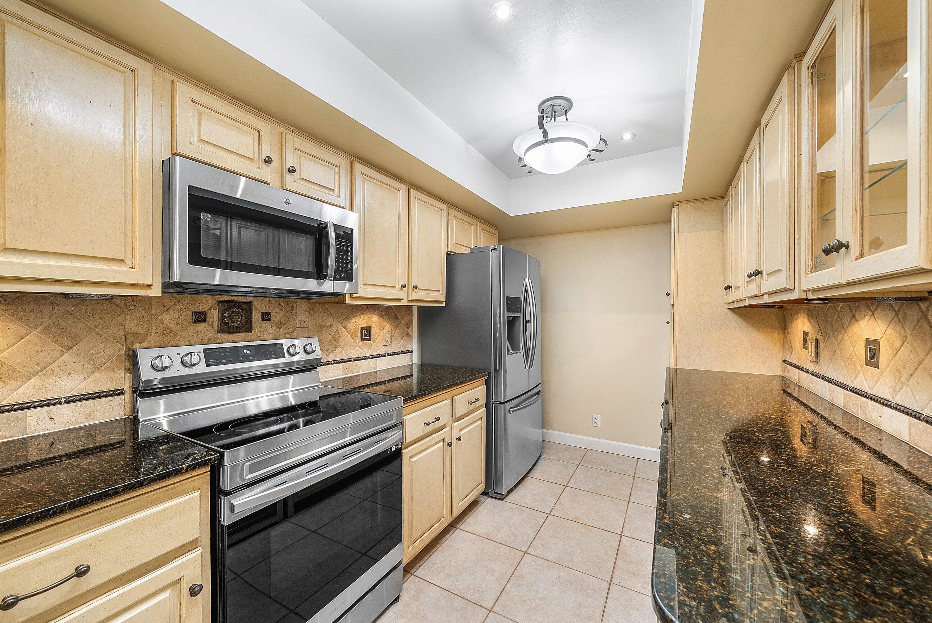 5664 Santiago Circle, Boca Raton, FL 33433 — photo 19 of 71