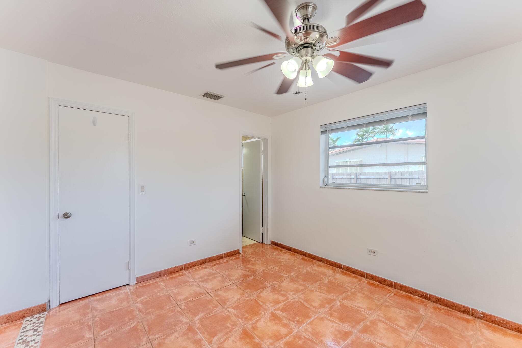 320 N 69th Way, Hollywood, FL 33024 — photo 10 of 51