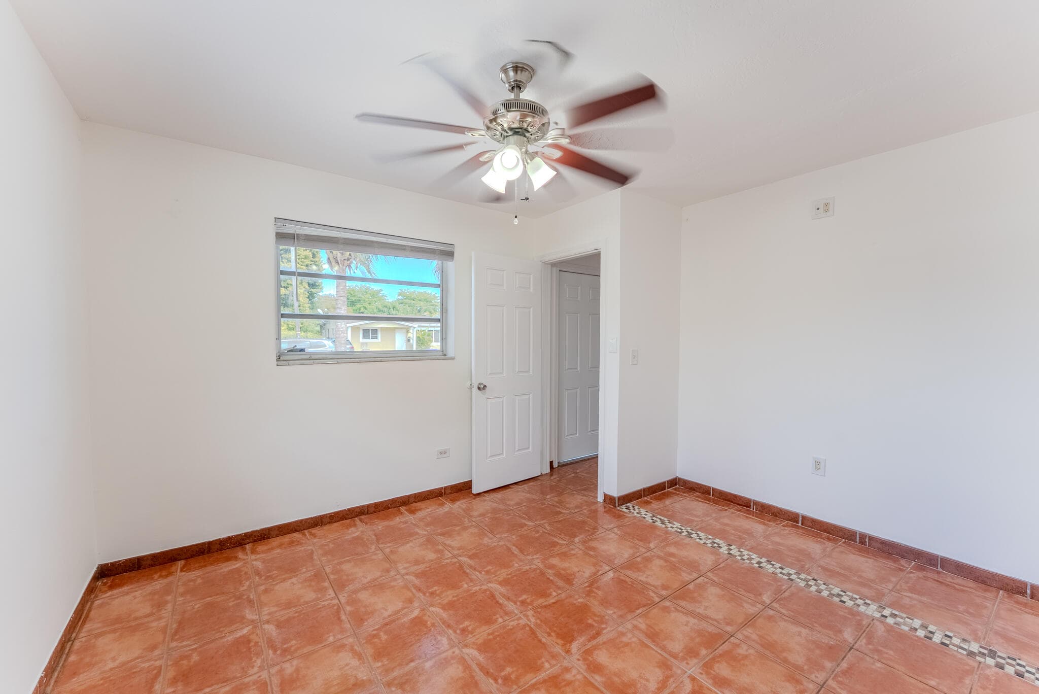 320 N 69th Way, Hollywood, FL 33024 — photo 12 of 51