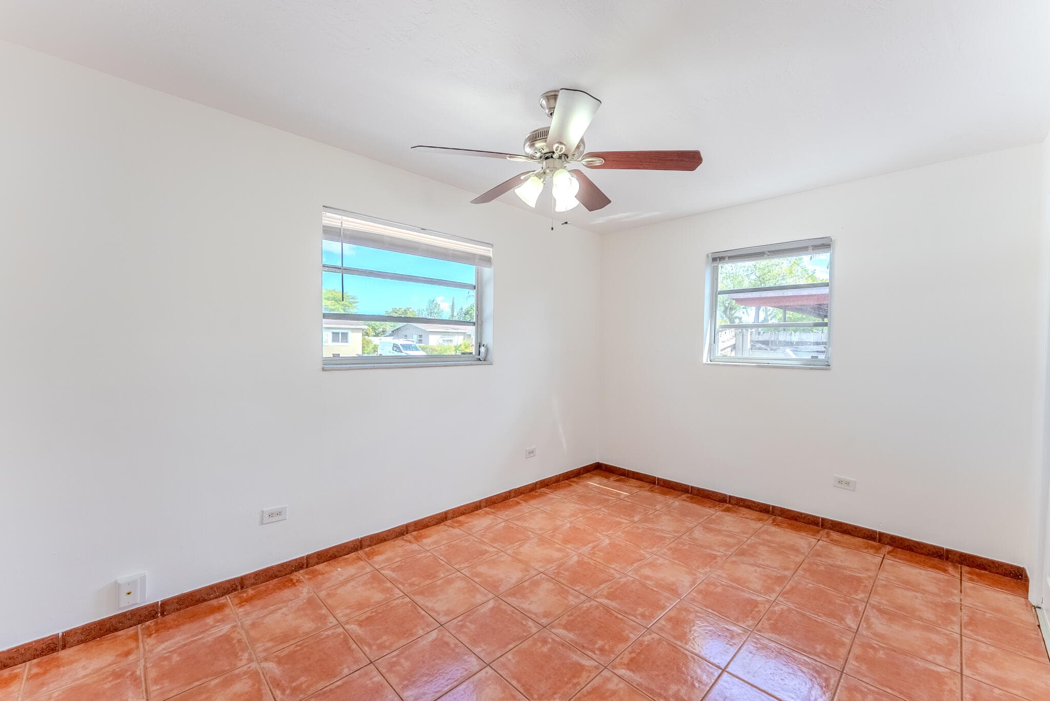 320 N 69th Way, Hollywood, FL 33024 — photo 17 of 51