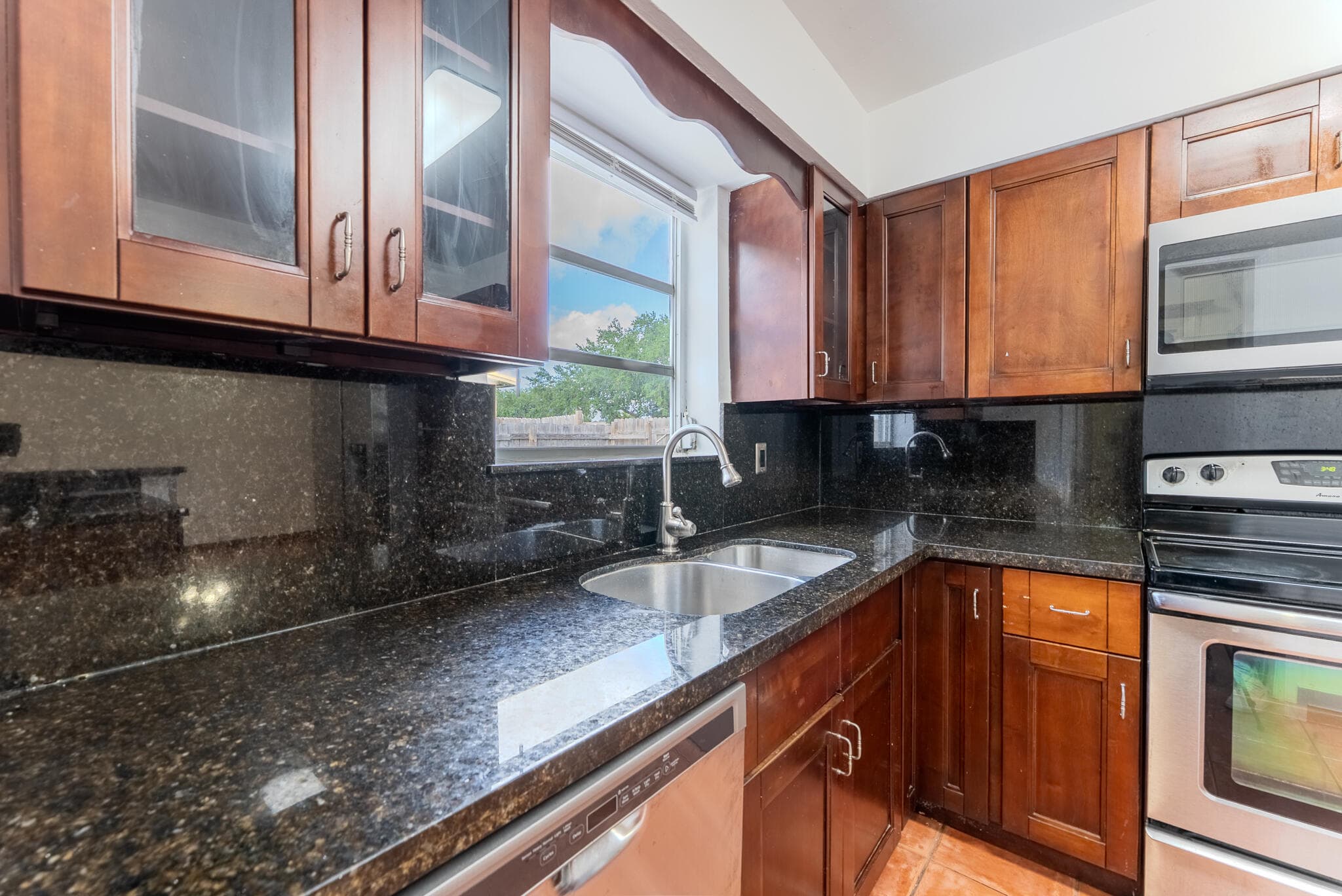 320 N 69th Way, Hollywood, FL 33024 — photo 30 of 51