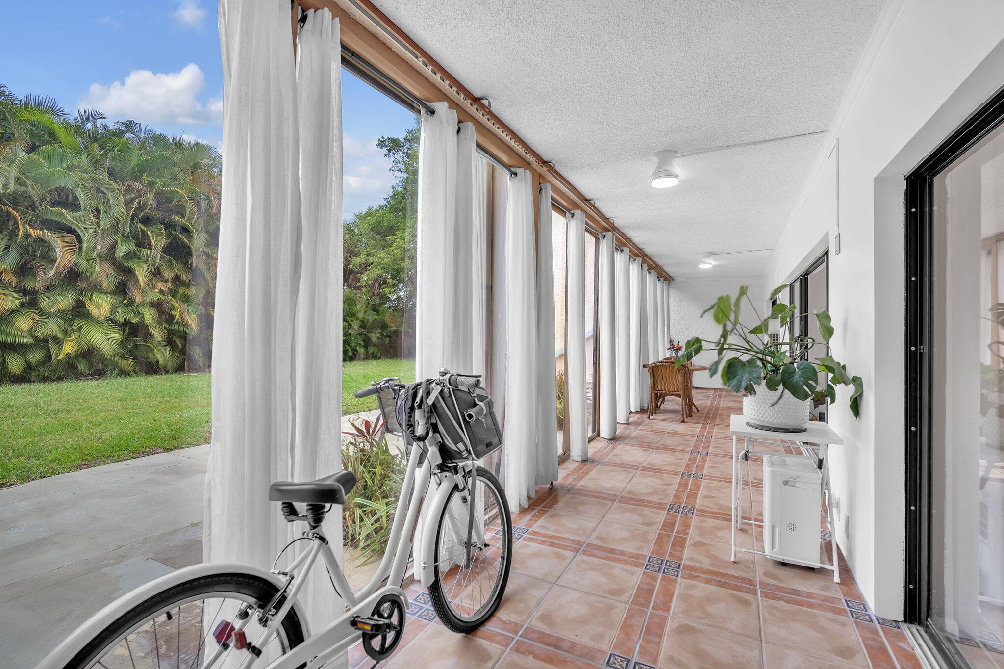 1823 Presidential Way E101, West Palm Beach, FL 33401 — photo 34 of 41