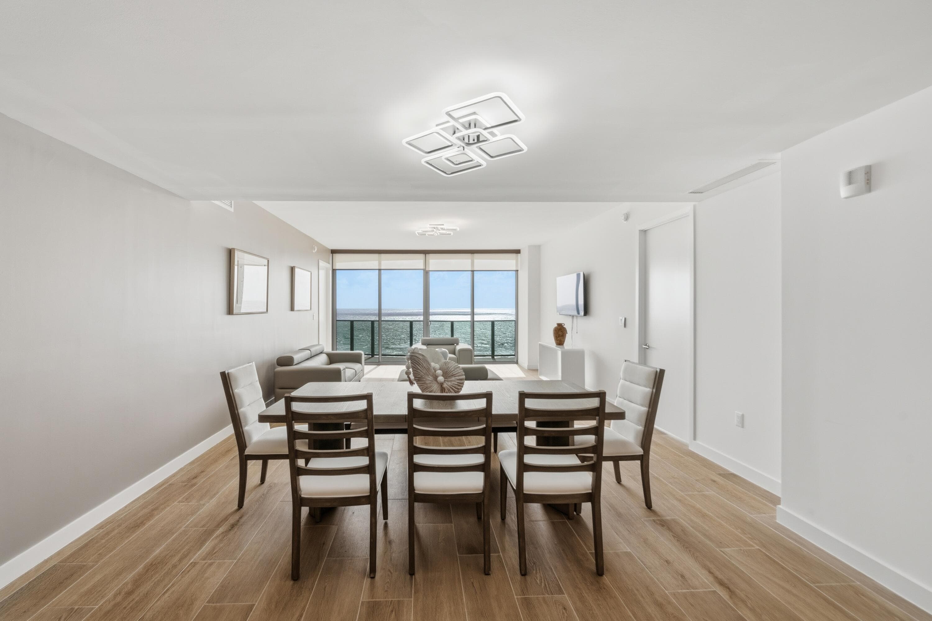 900 N Ocean Boulevard 802, Pompano Beach, FL 33062 — photo 10 of 59