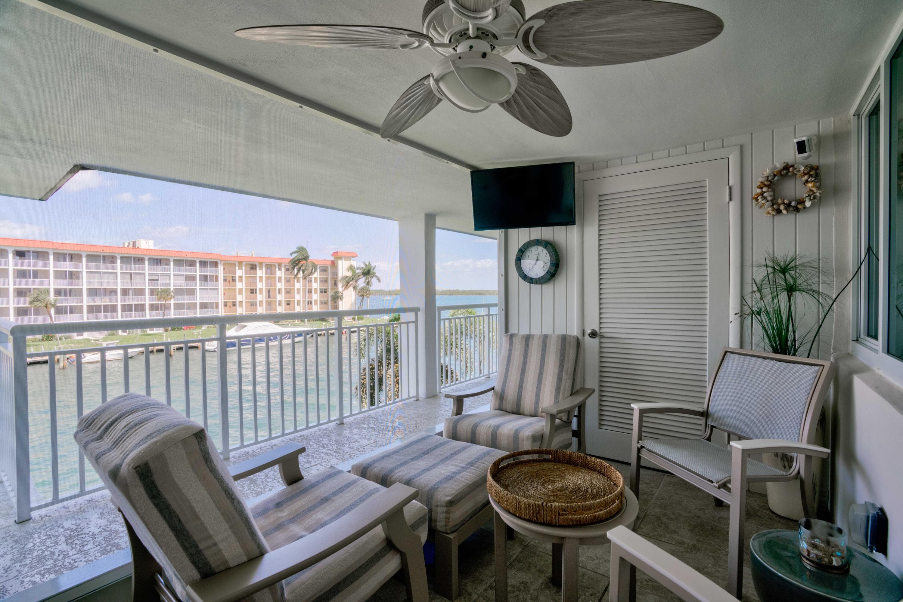 111 Shore Court 305, North Palm Beach, FL 33408 — photo 8 of 43