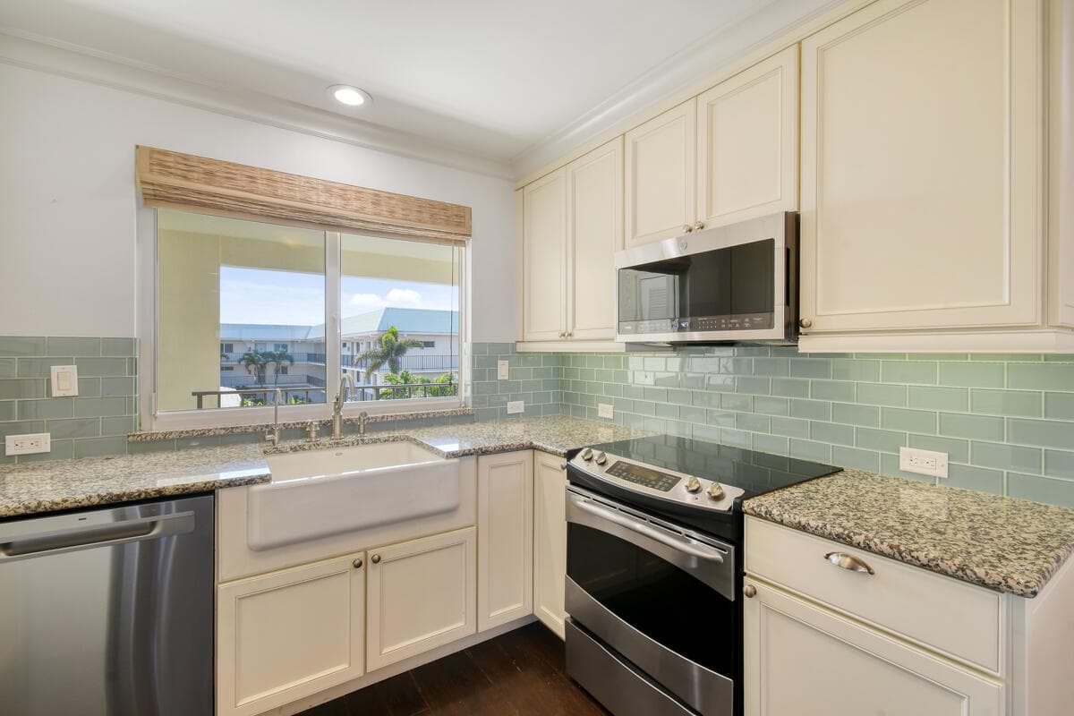 325 S Beach Road 301, Tequesta, FL 33469 — photo 14 of 63