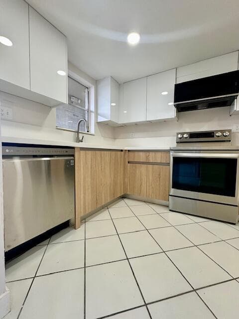6080 NW 44th Street 205, Lauderhill, FL 33319 — photo 8 of 19