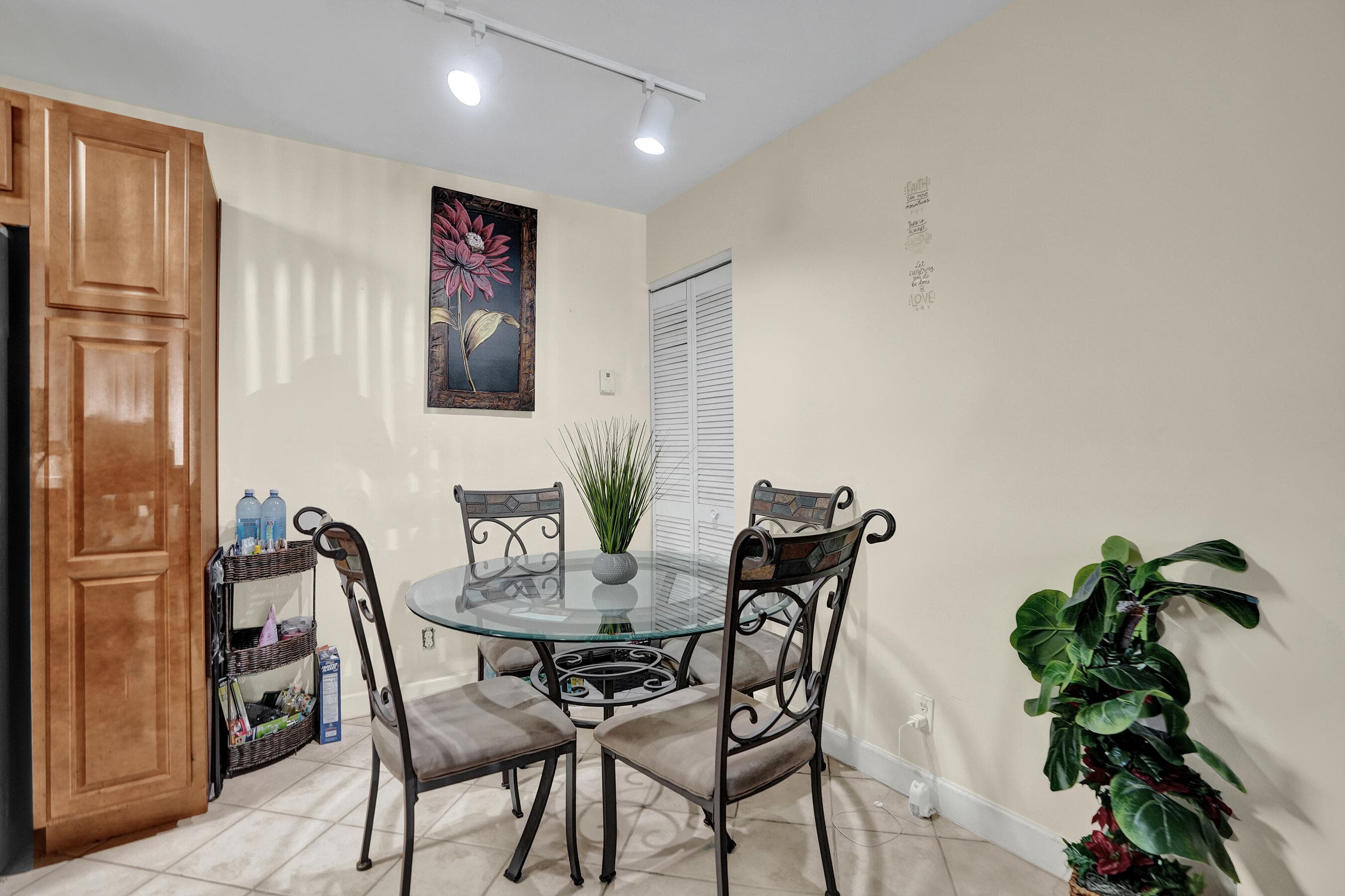 801 Lyons Road 19103, Coconut Creek, FL 33063 — photo 8 of 38