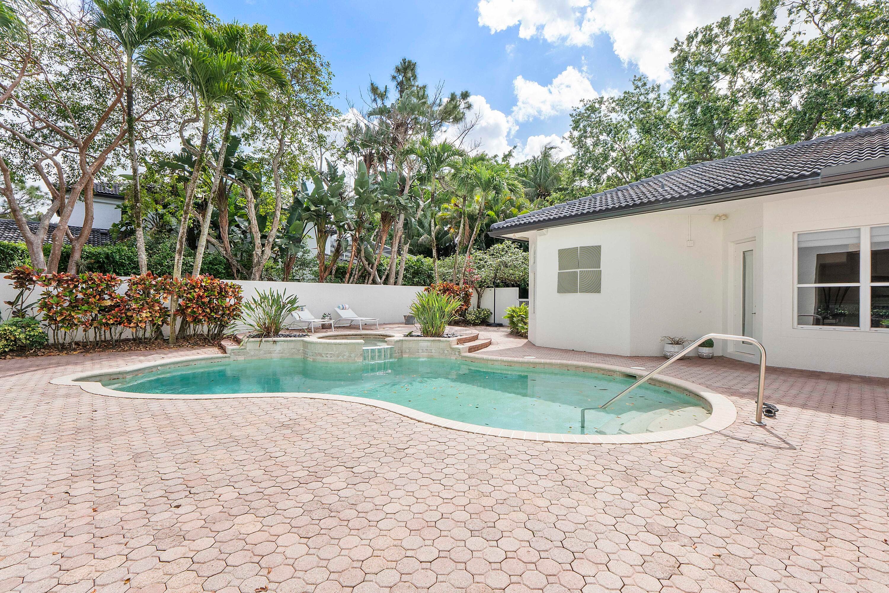 6015 Pinewood Avenue, Parkland, FL 33067 — photo 8 of 61