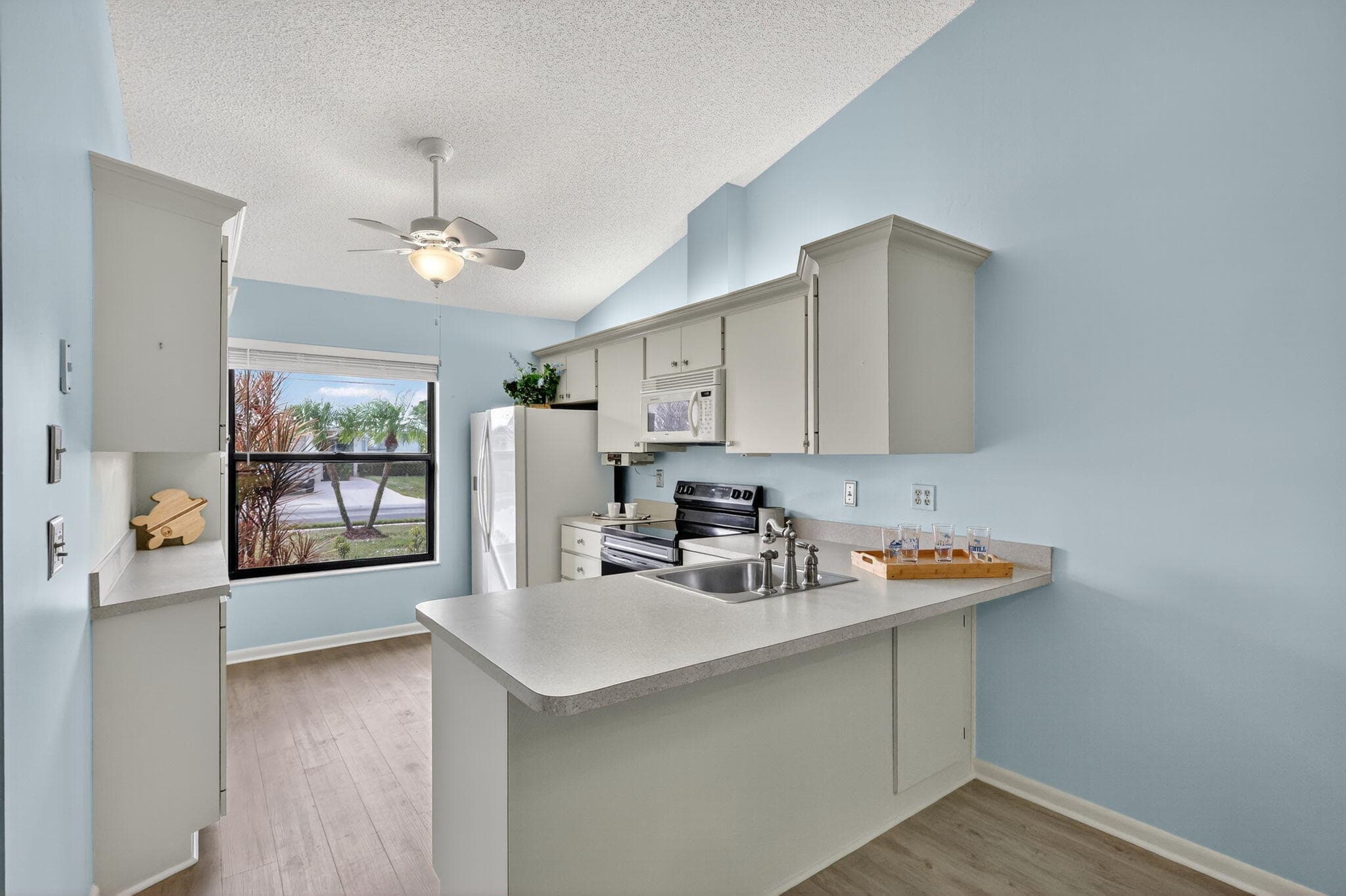 7643 SE Sugar Sand Circle, Hobe Sound, FL 33455 — photo 4 of 43