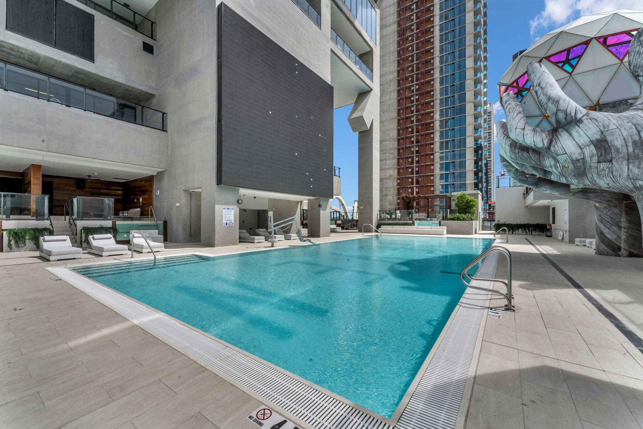 20 NE 11th Street 3205, Miami, FL 33132 — photo 14 of 20