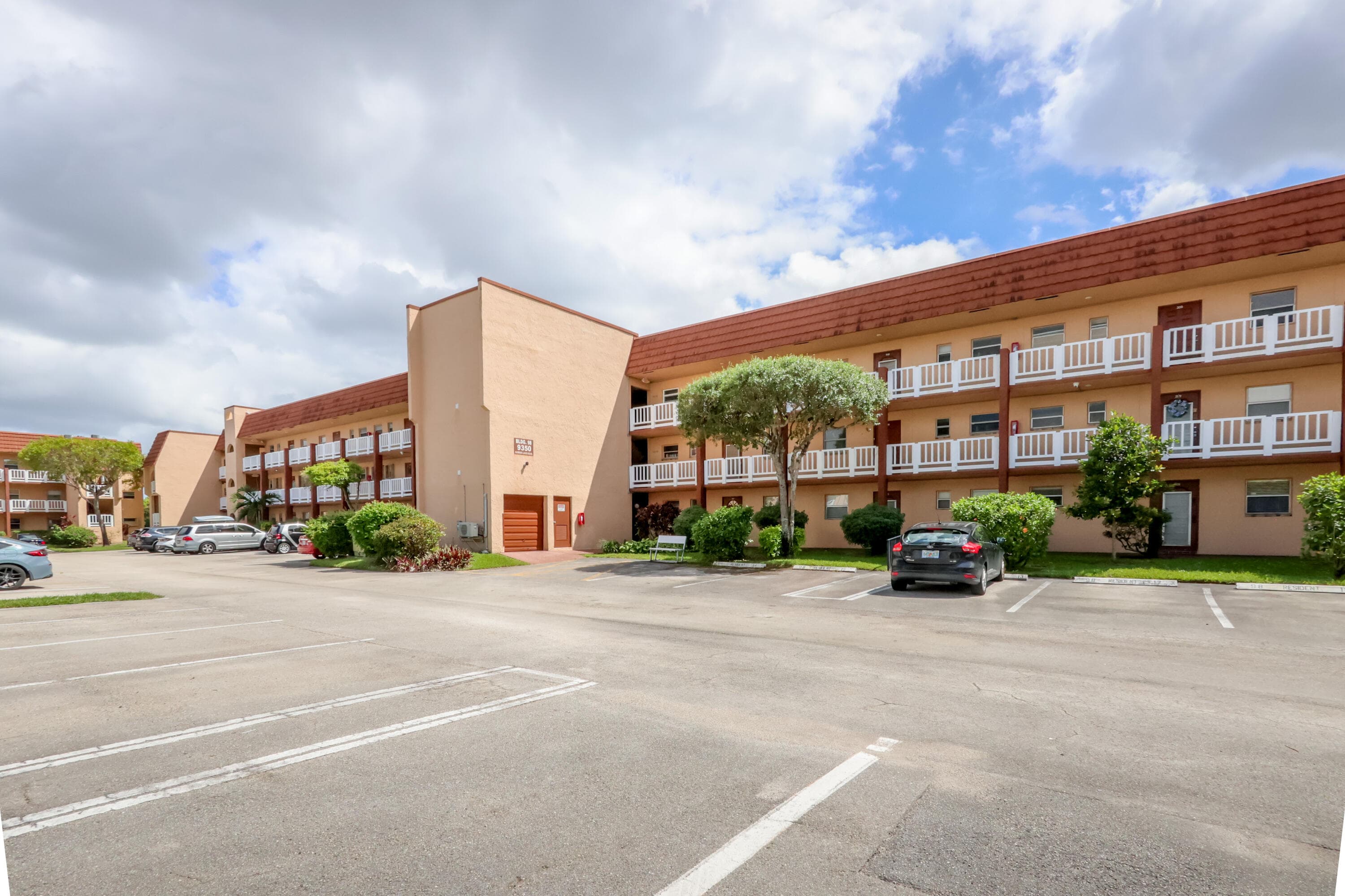 9350 Sunrise Lakes Boulevard 205, Sunrise, FL 33322 — photo 27 of 29