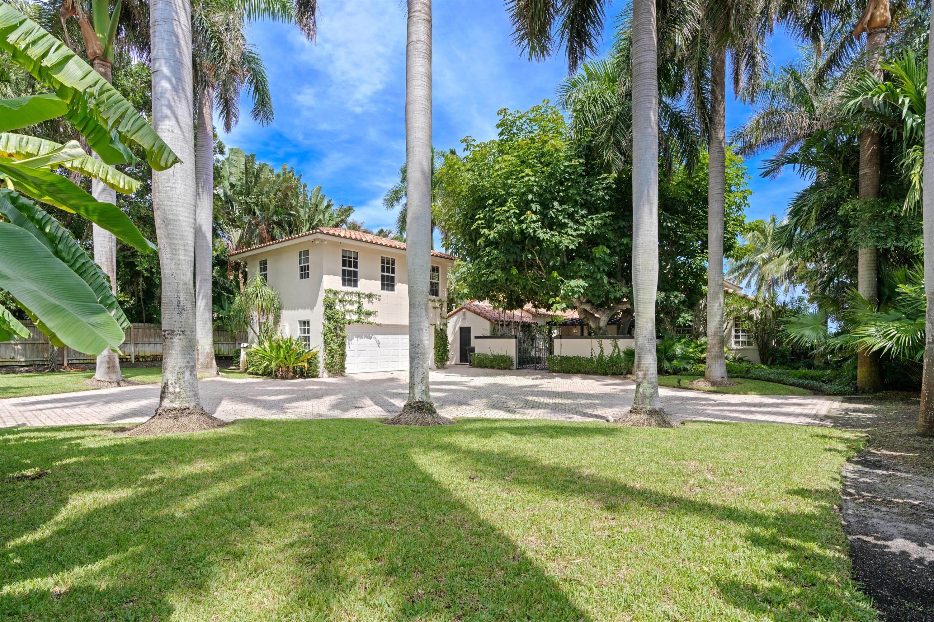 3304 N Flagler Drive, West Palm Beach, FL 33407 — photo 12 of 49
