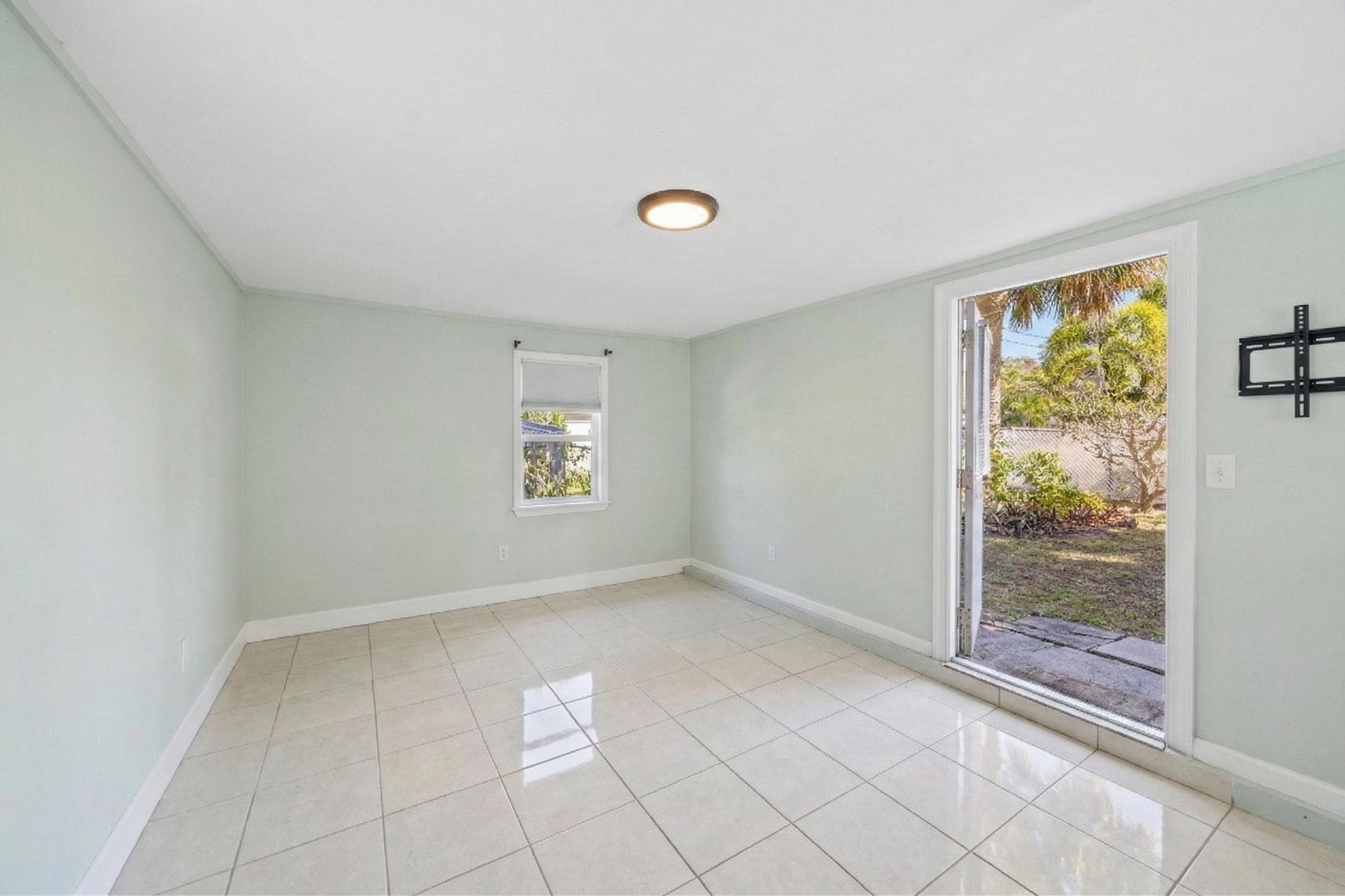 918 N Palmway, Lake Worth Beach, FL 33460 — photo 22 of 28