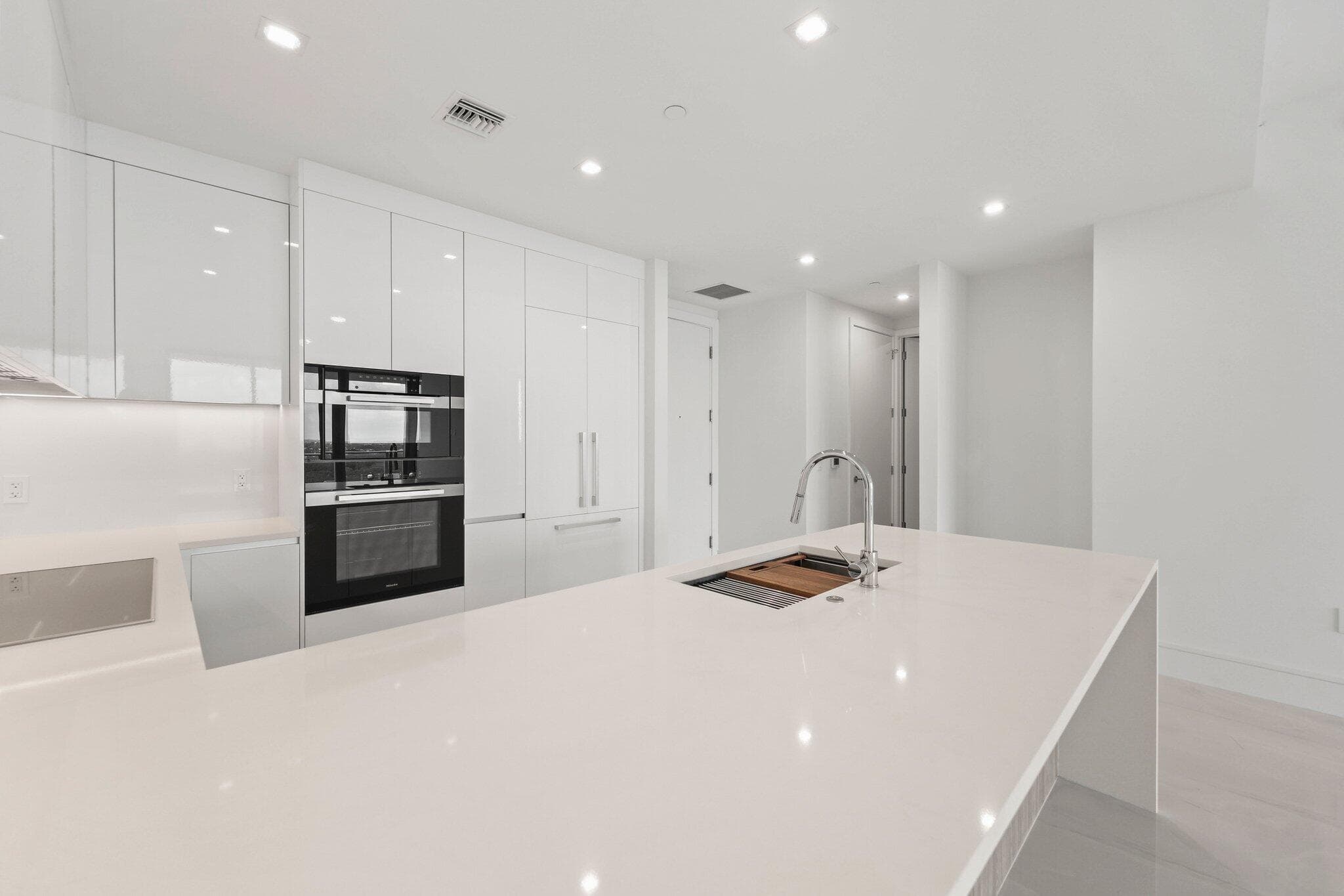 220 Lake Shore Drive 1121, Lake Park, FL 33403 — photo 10 of 65