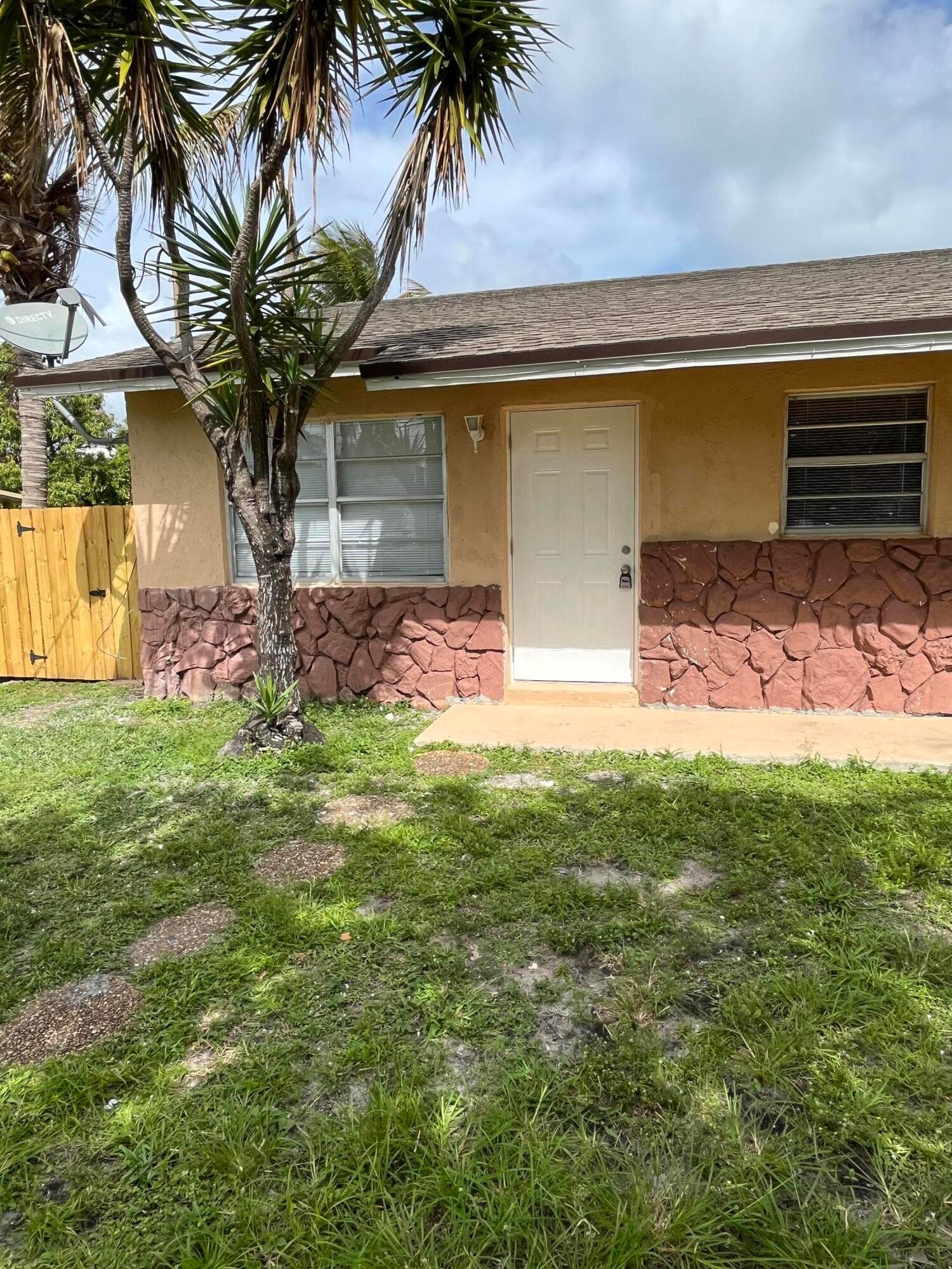 1045 Miami Boulevard, Delray Beach, FL 33483 — photo 13 of 17