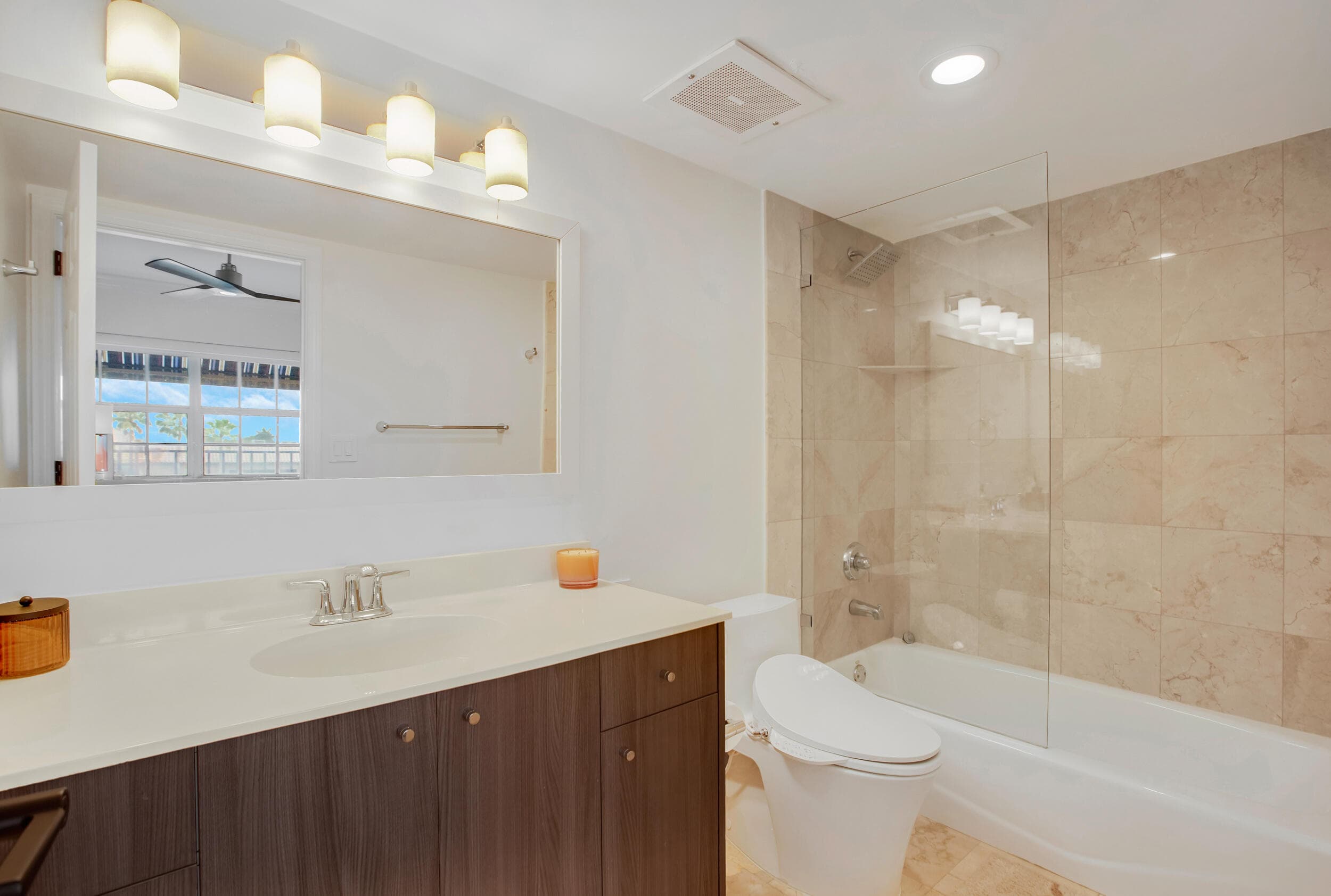 1111 E Las Olas Boulevard 410, Fort Lauderdale, FL 33301 — photo 23 of 34