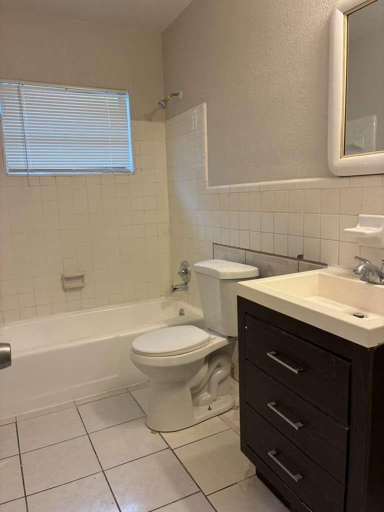 1329 NW 8th Avenue A, Fort Lauderdale, FL 33311 — photo 10 of 18