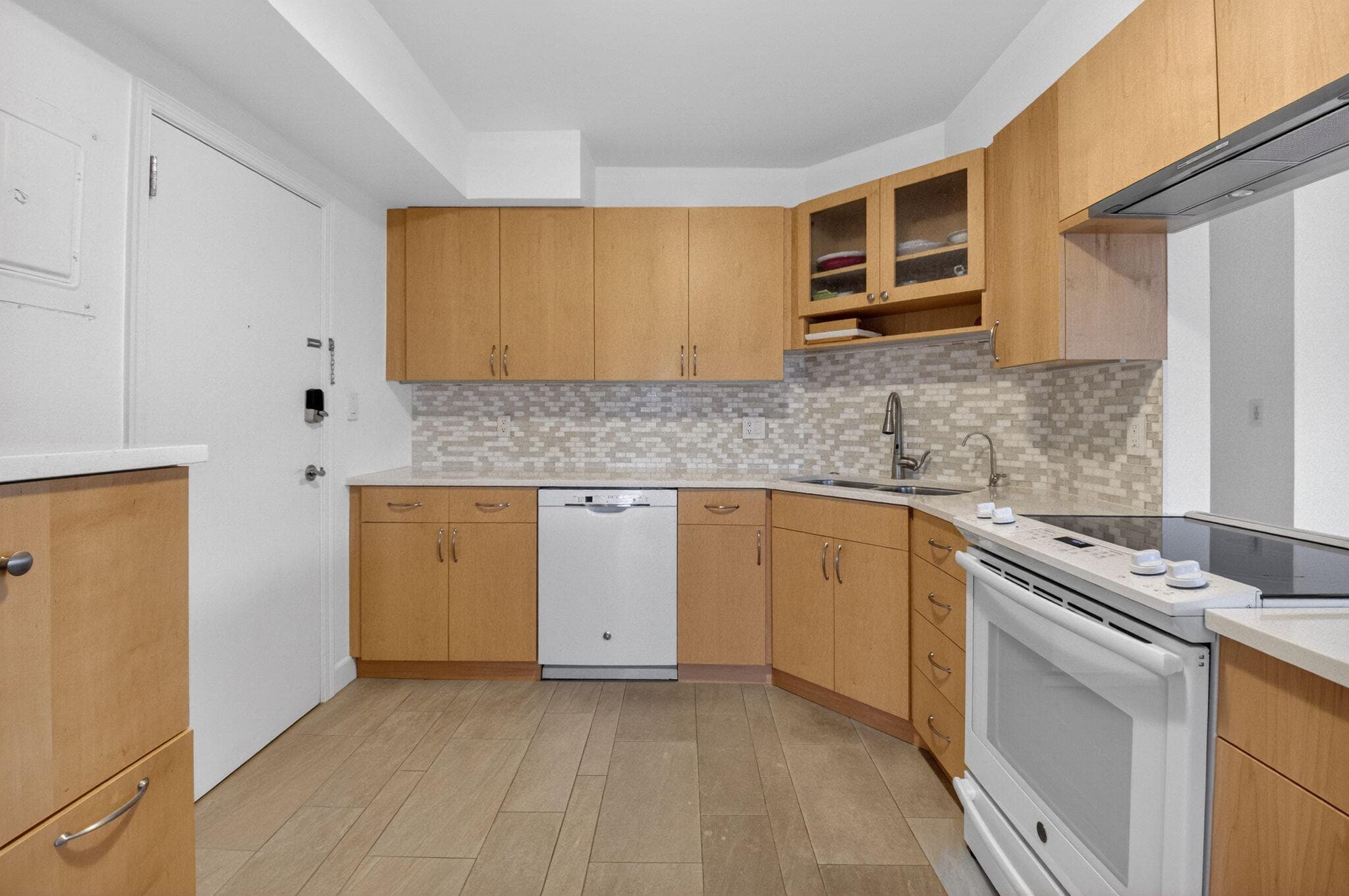 1000 Lowry Street 3e, Delray Beach, FL 33483 — photo 6 of 46