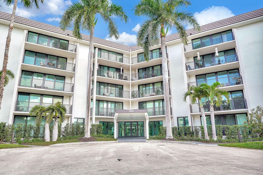1101 River Reach Drive 311, Fort Lauderdale, FL 33315 — photo 31 of 46