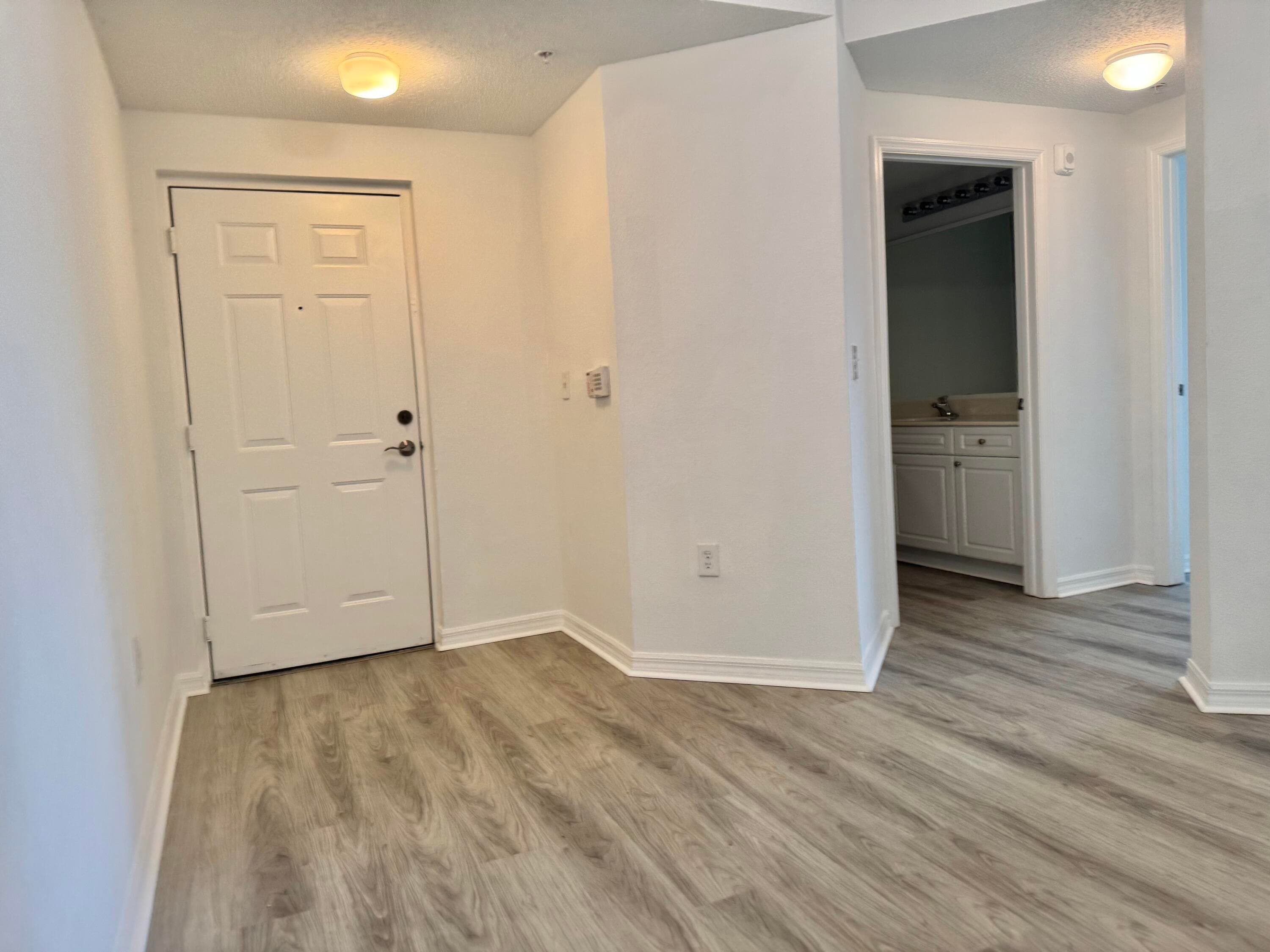 2725 Anzio Court 304, Palm Beach Gardens, FL 33410 — photo 22 of 30