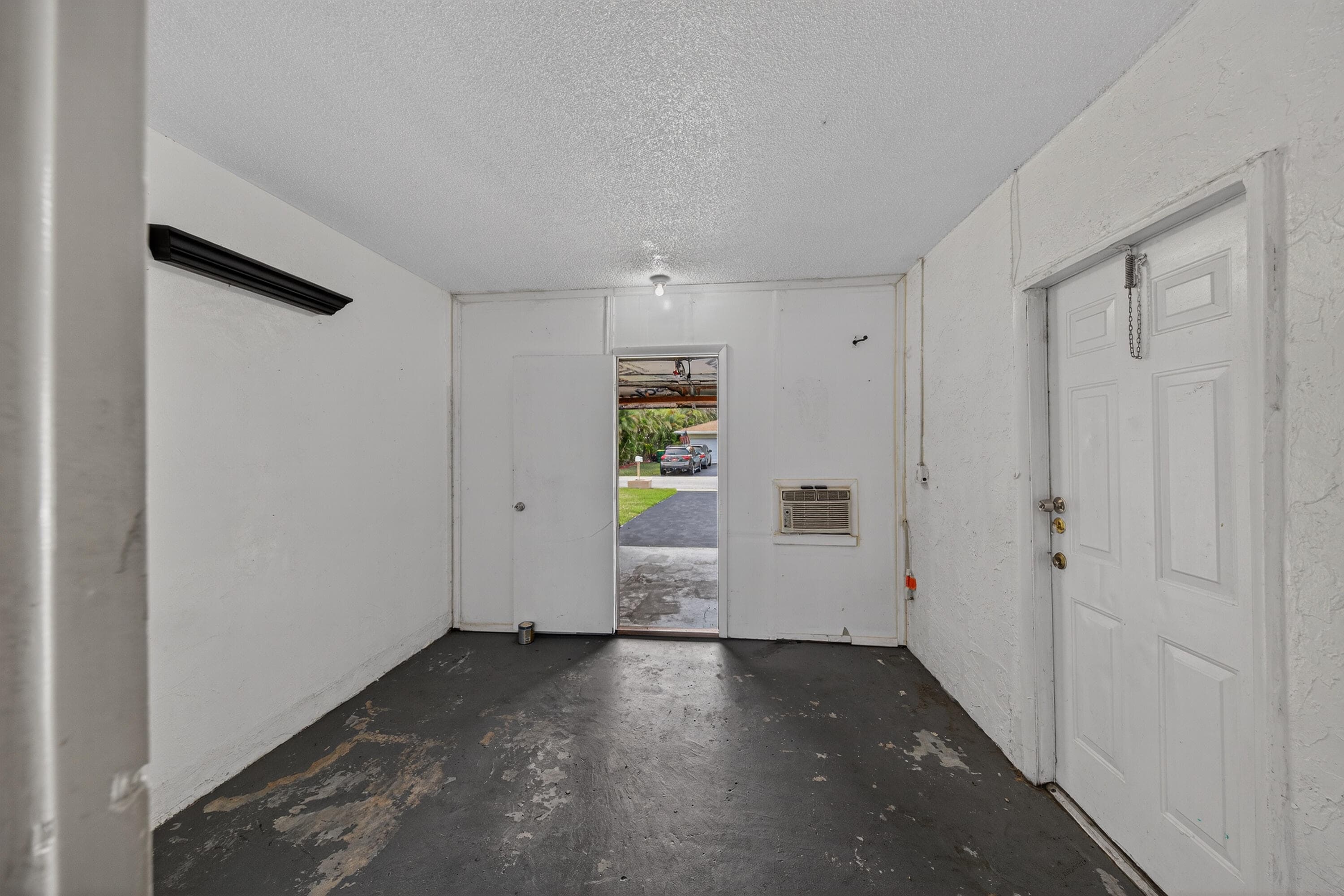 8104 NW 94th Avenue, Tamarac, FL 33321 — photo 31 of 44