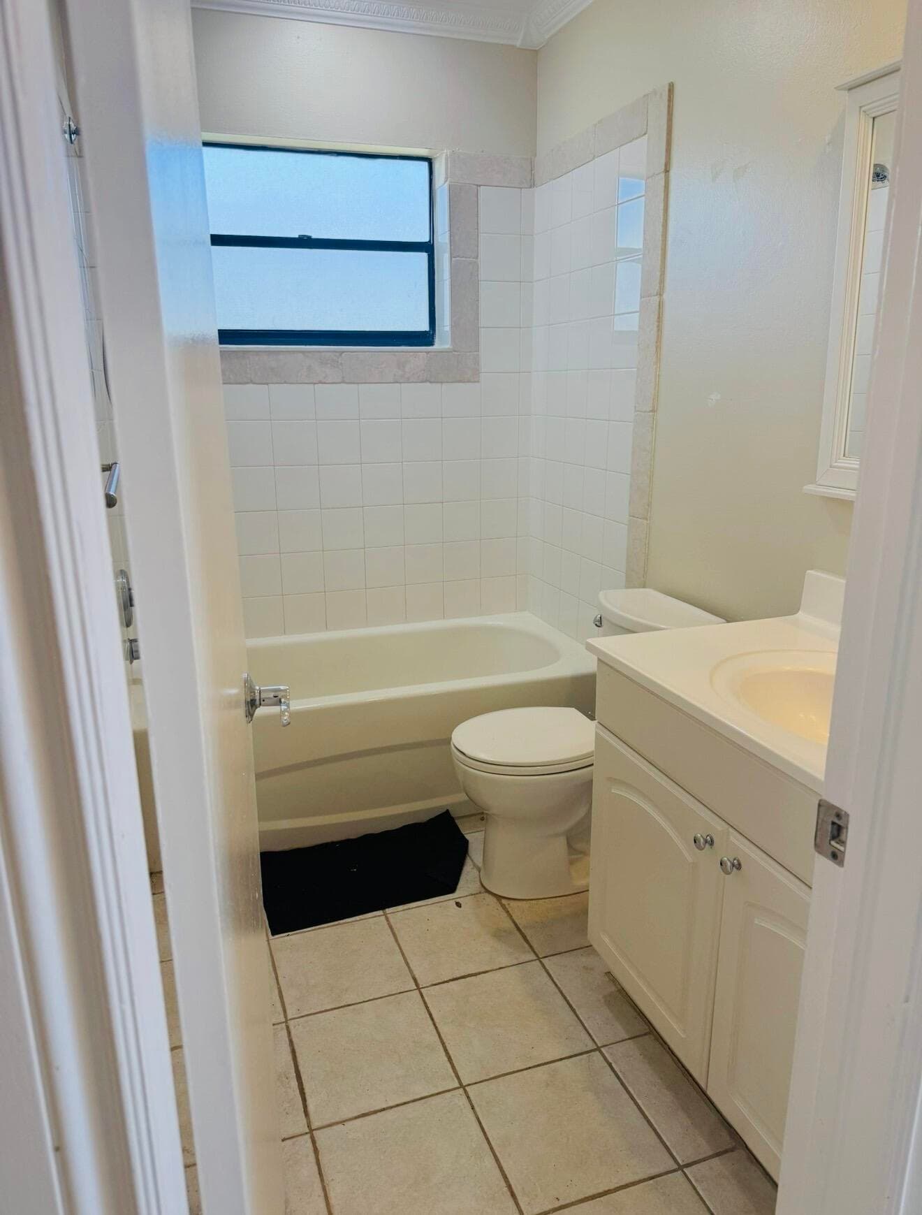1005 Manor Drive 3d, Palm Springs, FL 33461 — photo 16 of 17