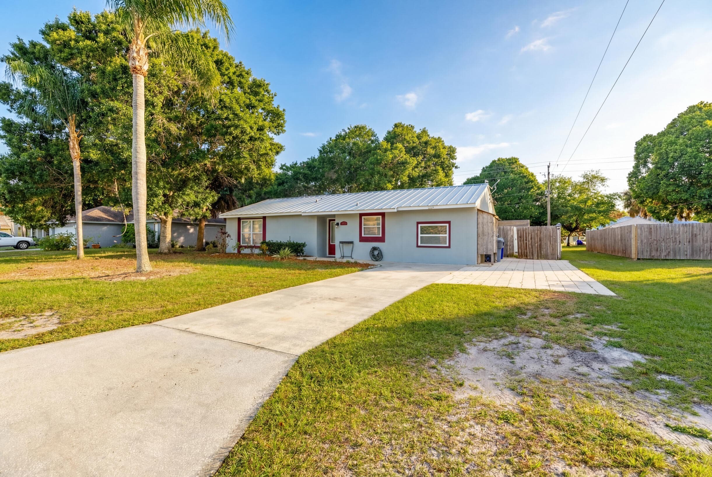 2255 15th Avenue SW, Vero Beach, FL 32962 — photo 4 of 36