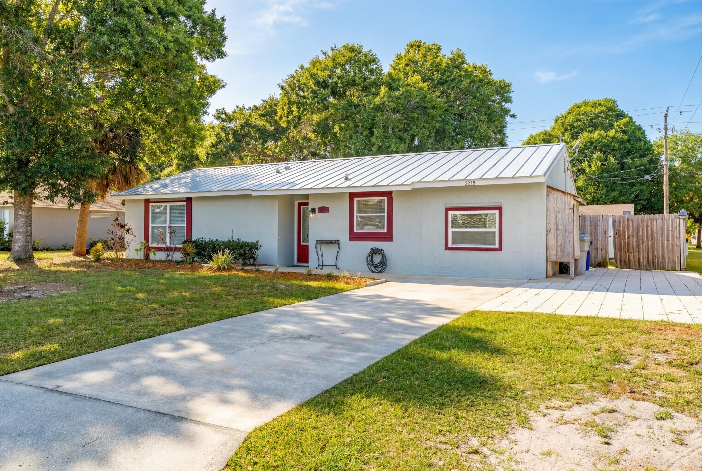 2255 15th Avenue SW, Vero Beach, FL 32962 — photo 5 of 36