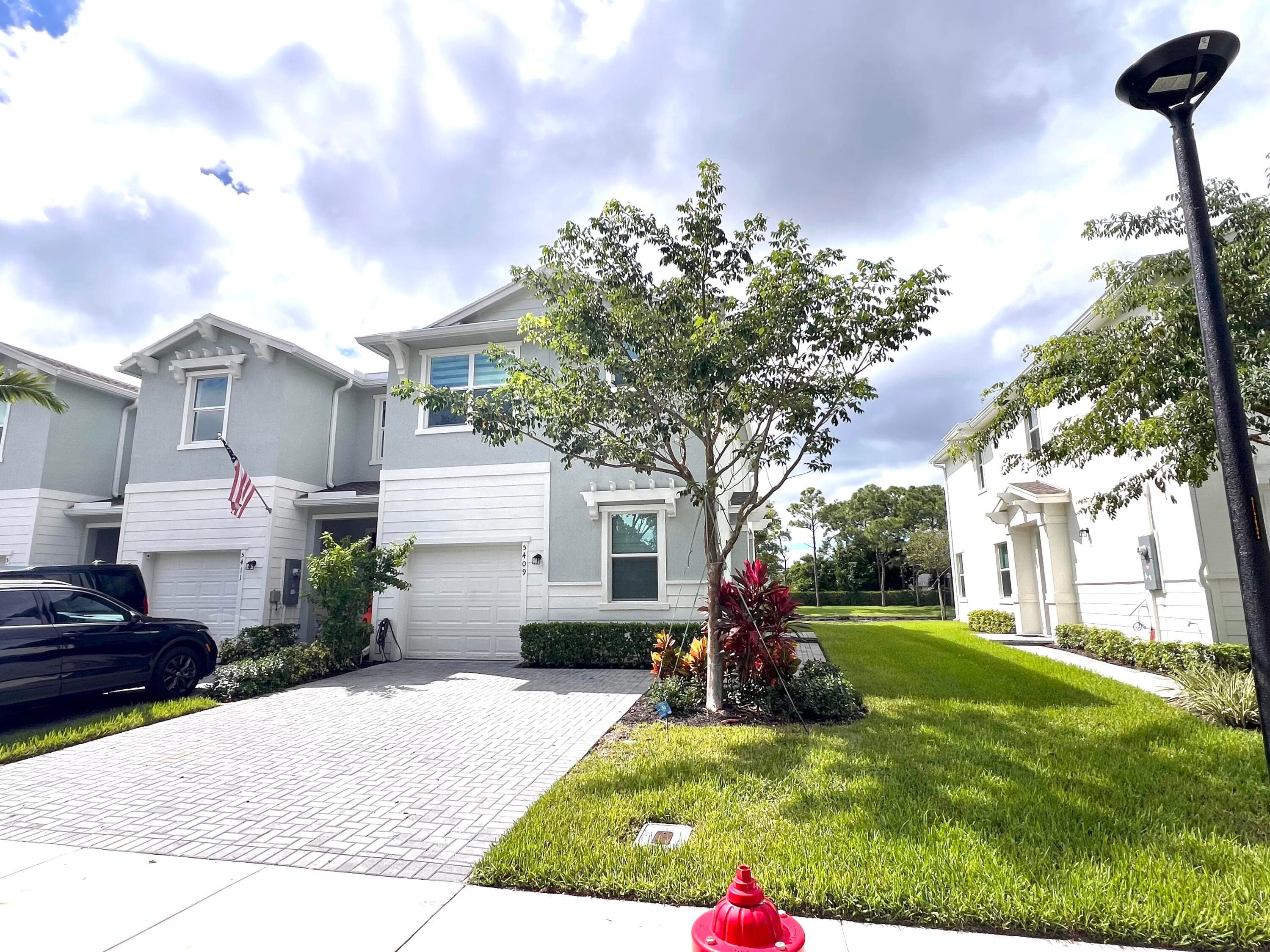 5409 Flannigan Way, Lake Worth, FL 33463 — photo 2 of 49